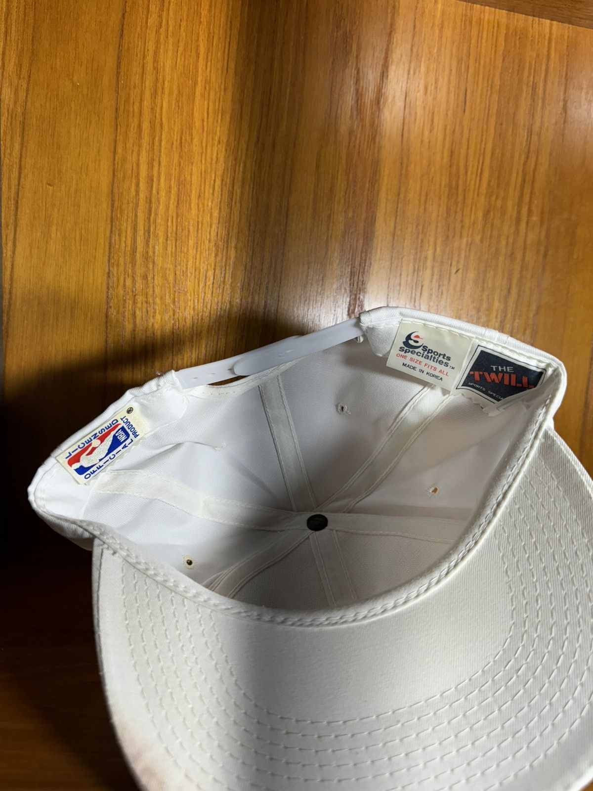 Vintage Vintage Sports Specialties LA Lakers World Champs Hat Size ONE SIZE - 3 Thumbnail
