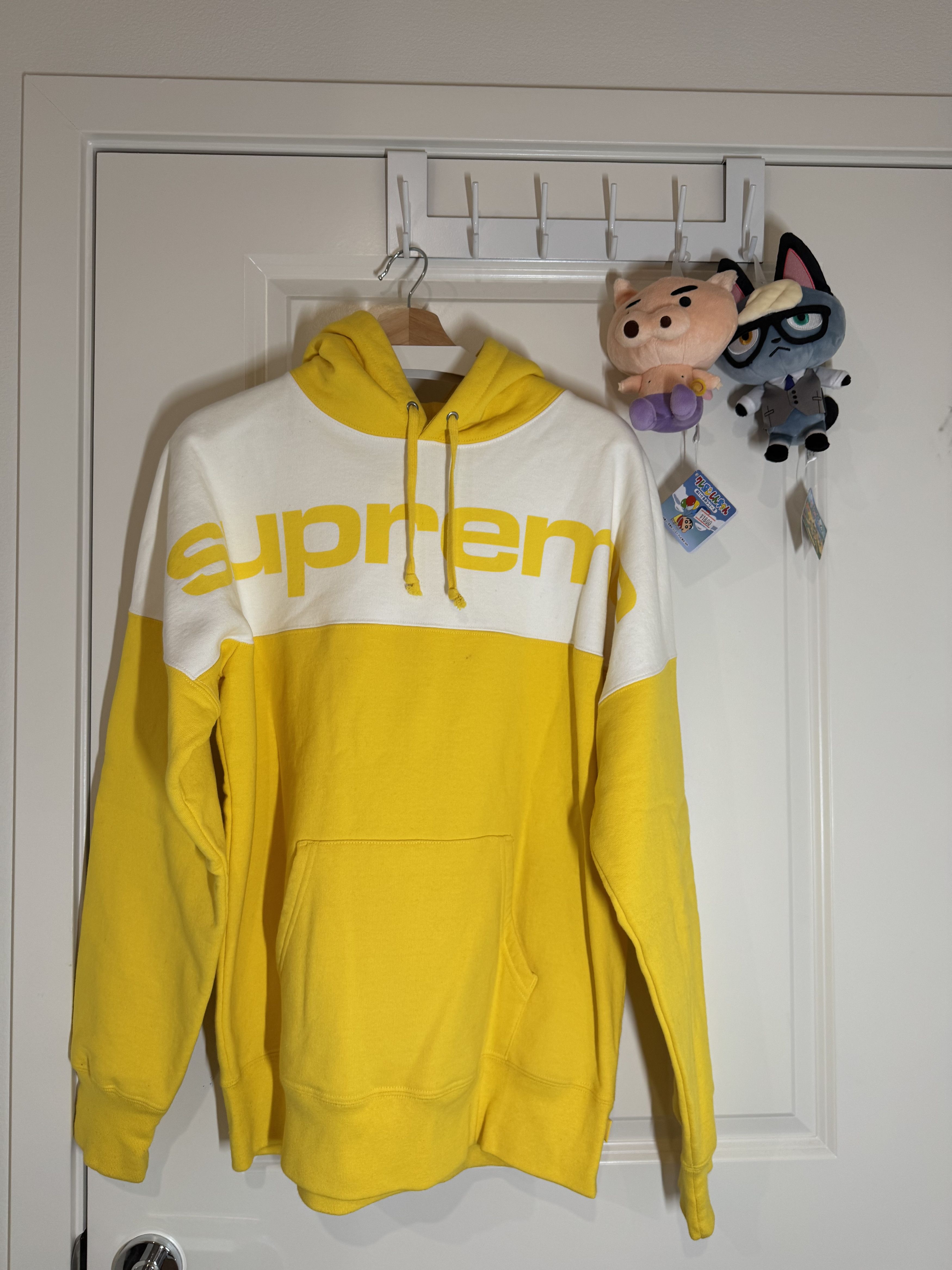 Supreme Supreme FW17 Blocked Hoodie Yellow Large Size US L / EU 52-54 / 3 - 1 Thumbnail