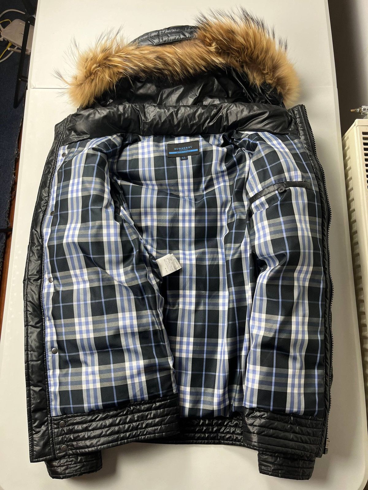 Burberry 00’ Japanese Burberry fur puffer jacket Size US L / EU 52-54 / 3 - 5 Thumbnail