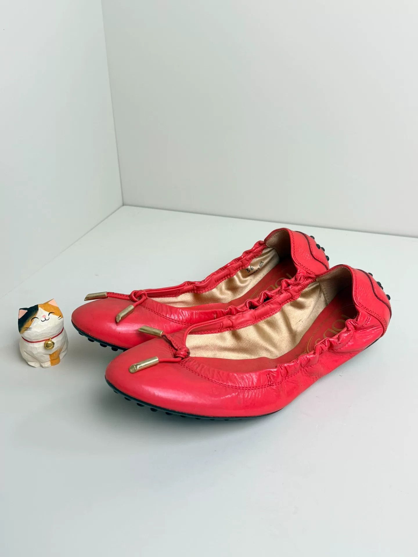 Tod's Tod's Lowtop Sneakers us_6 Women Size US 6 / IT 36 - 1 Thumbnail