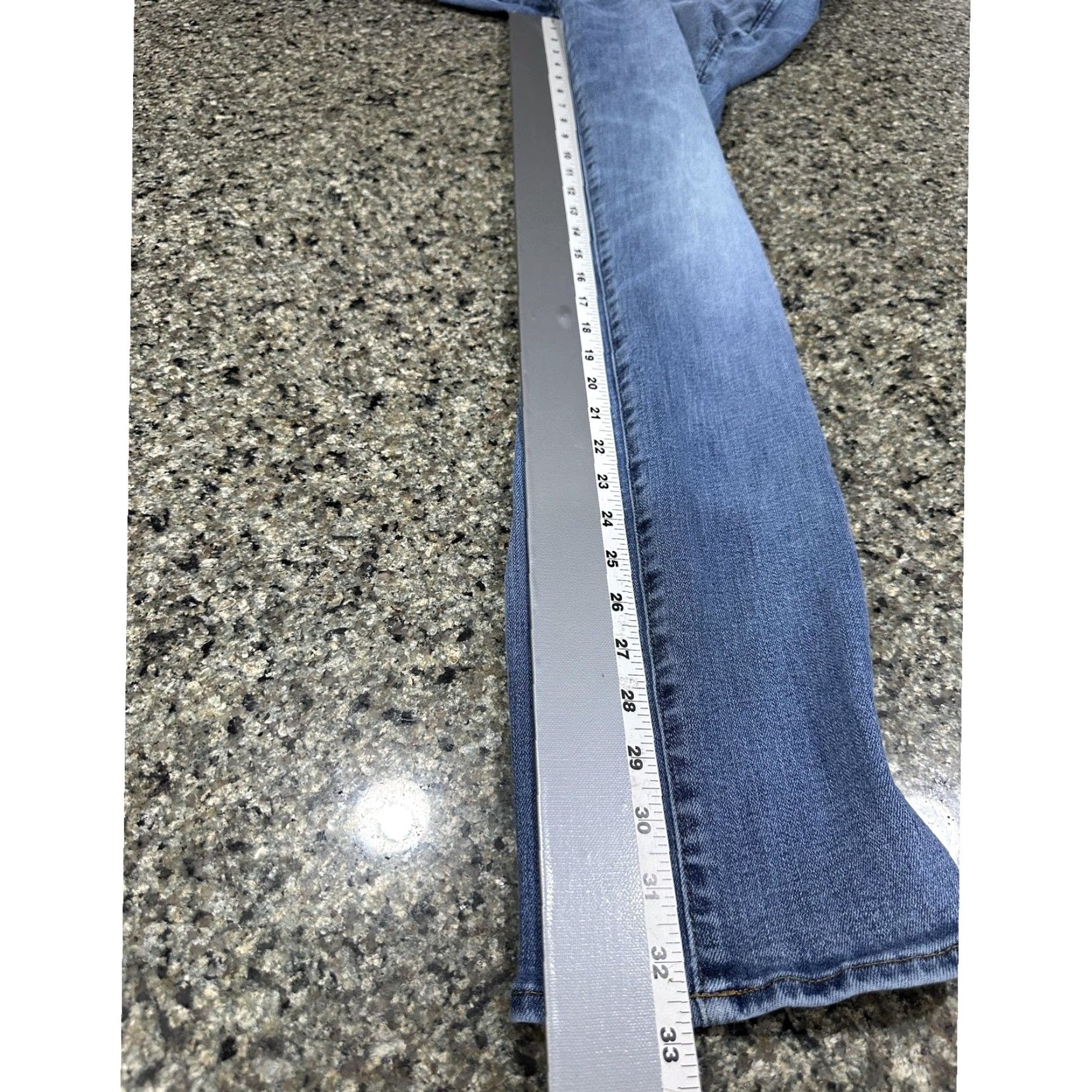 American Eagle Outfitters American Eagle Outfitters Jeans Athletic Straight 30 Mens 30x36 Blue AirFlex Temp Tech Pockets Stretch Denim Vintage No Size US 30 / EU 46 - 7 Thumbnail