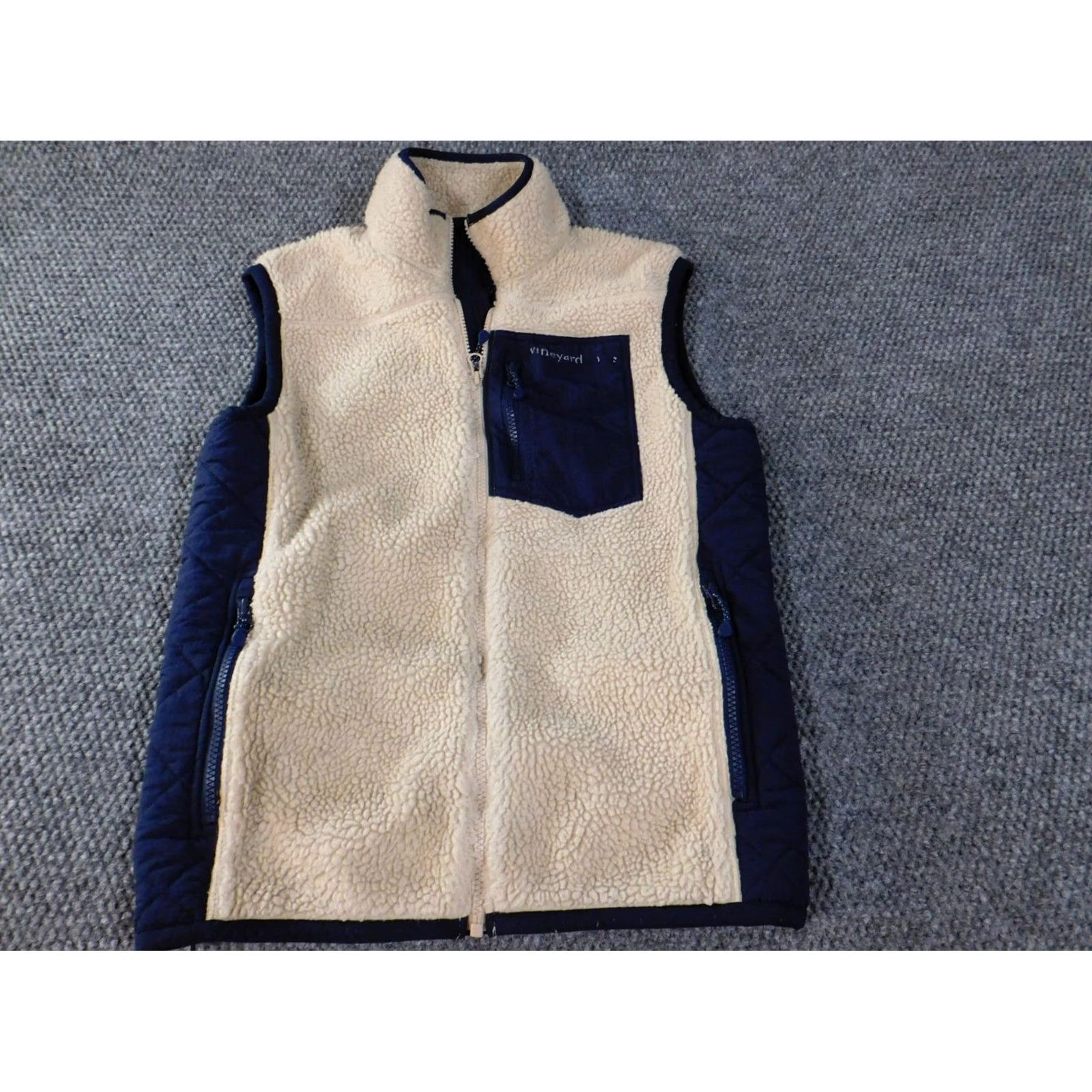 Vineyard Vines Vineyard Vines Vest Women XS Beige Fleece Zip Outdoors Whale Pockets Zip Vest Casual Outdoor VSxs Beige Womens XS Fleece Jacket Vest Size XS / US 0-2 / IT 36-38 - 4 Thumbnail