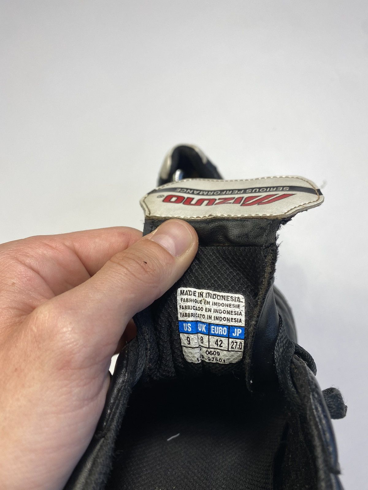 Mizuno Vintage Mizuno MRL club leather cleats football shoes Size US 8.5 / EU 41-42 - 10 Thumbnail