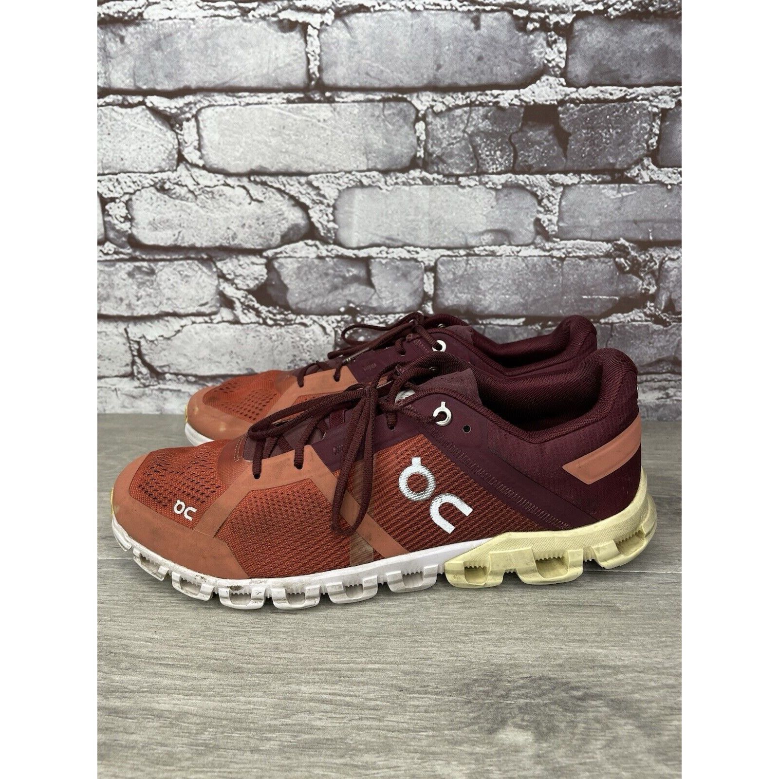 On On Cloudflow Flare Dawn Burgundy Red Synthetic Lace Gym Shoe Size US 9.5 / EU 42-43 - 1 Thumbnail