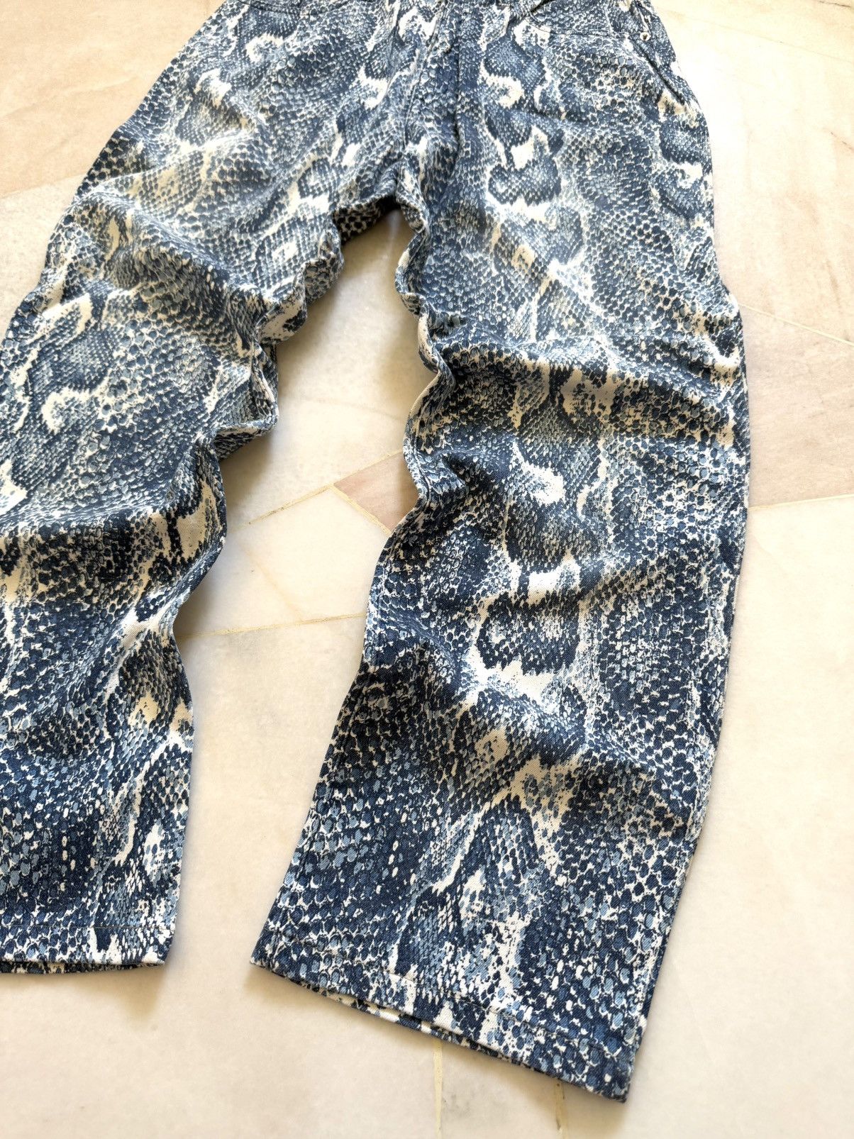 If Six Was Nine 2000s Vintage Equinox Inspired hysteric Blue snake print Size US 28 / EU 44 - 4 Thumbnail
