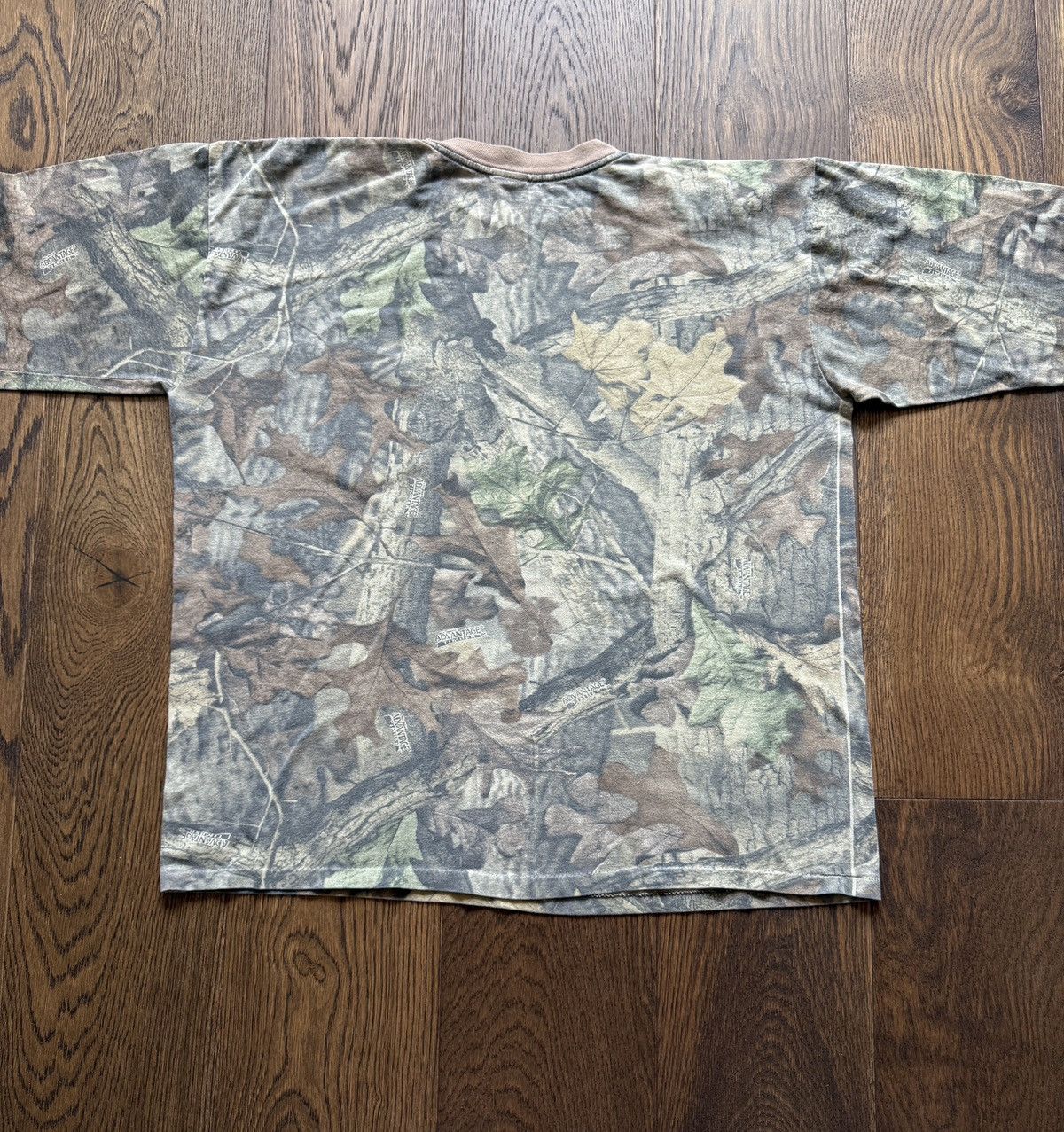Vintage Vintage 80s Camouflage Long Sleeve Graphic Tee Size US XXL / EU 58 / 5 - 8 Thumbnail
