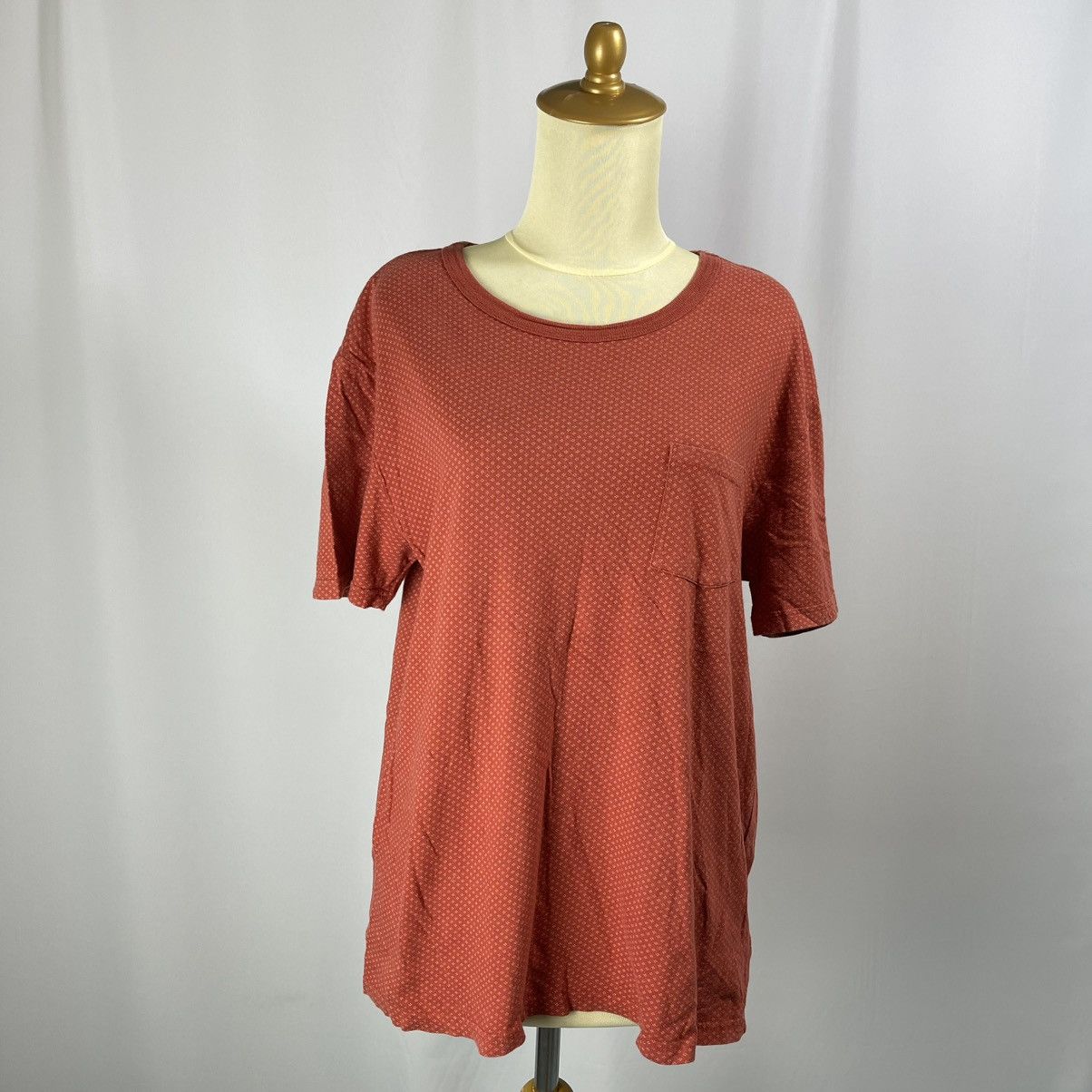 Gap Women's GAP Red T-Shirt with Subtle Polkadot Pattern Size M / US 6-8 / IT 42-44 - 3 Thumbnail