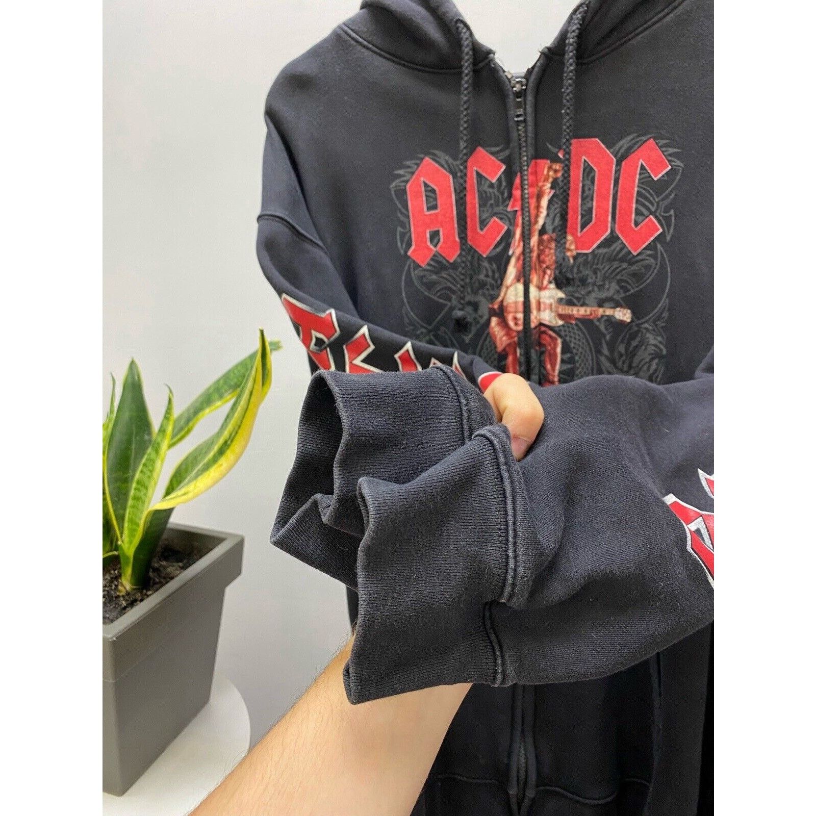 AC/DC × Vintage AC/DC Black Ice 2000s Zip Up Hoodie Promo Album Faded XL Size US XL / EU 56 / 4 - 19 Thumbnail