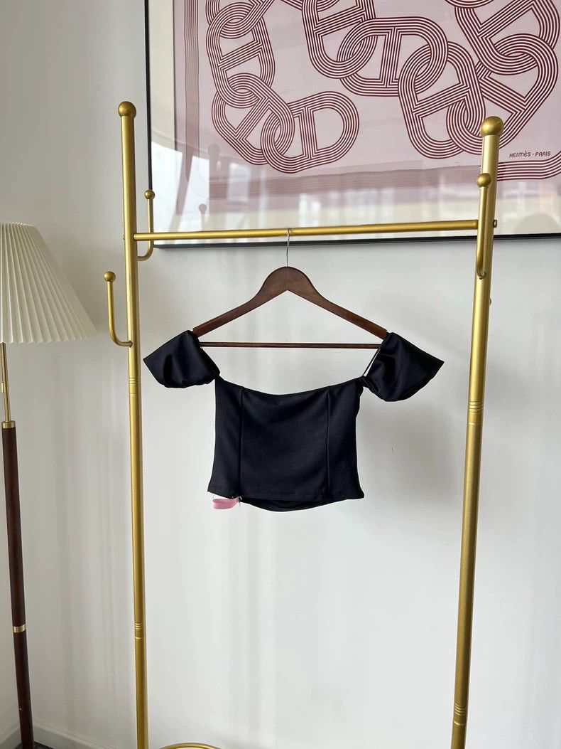 Chanel Chanel Black logo diamond bow one-shoulder suspender vest Size XS / US 0-2 / IT 36-38 - 2 Thumbnail