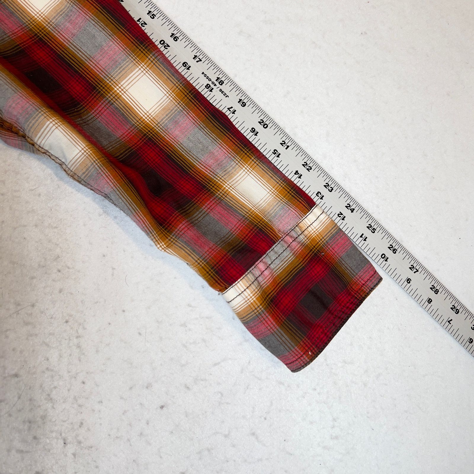 Urban Pipeline Urban Pipeline Button Shirt Men's Large Red Tan Brown Plaid Size US L / EU 52-54 / 3 - 9 Thumbnail