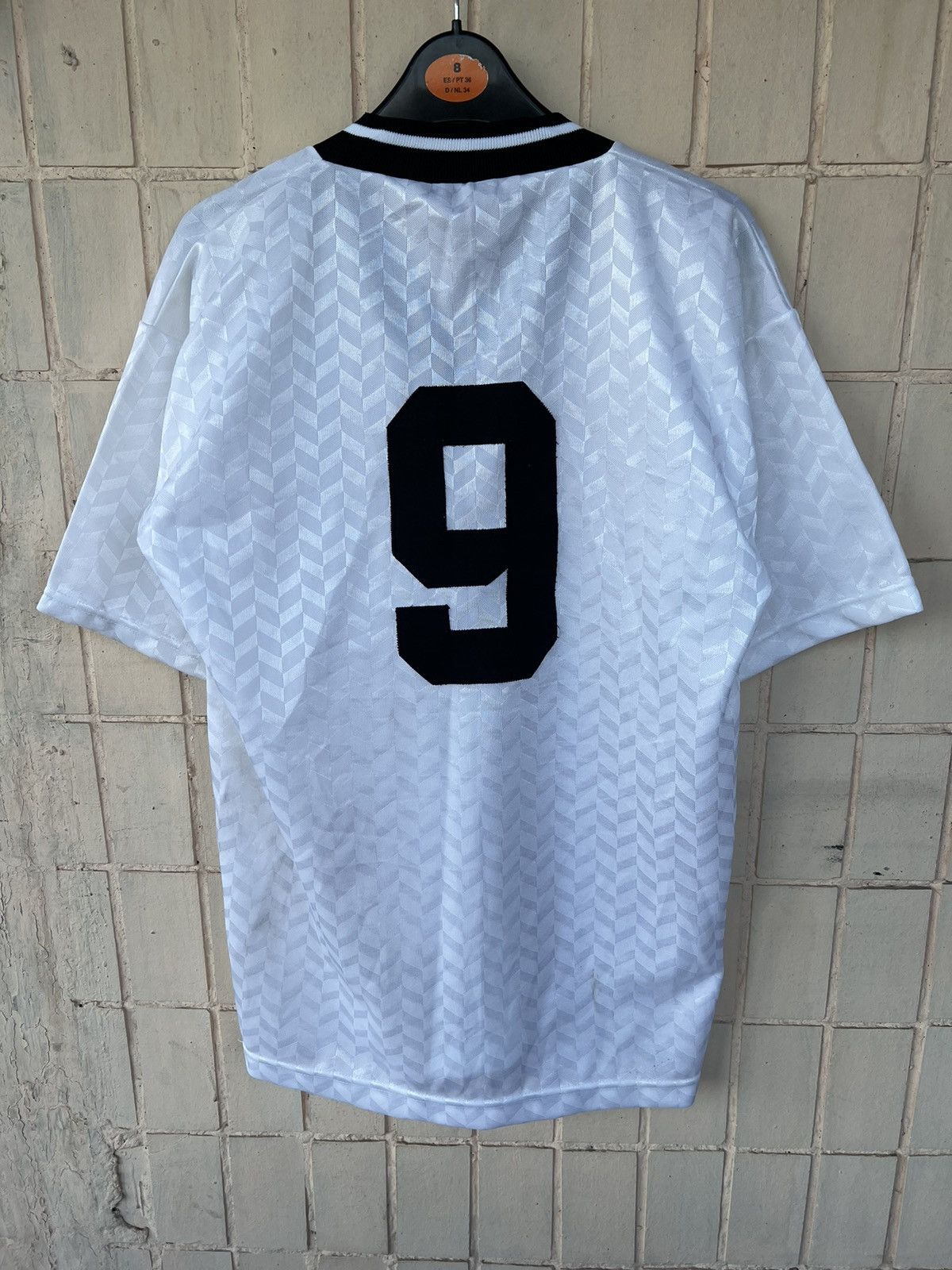 Vintage Vintage BJK Beko Besiktas Away Football Soccer Jersey Size US M / EU 48-50 / 2 - 12 Thumbnail