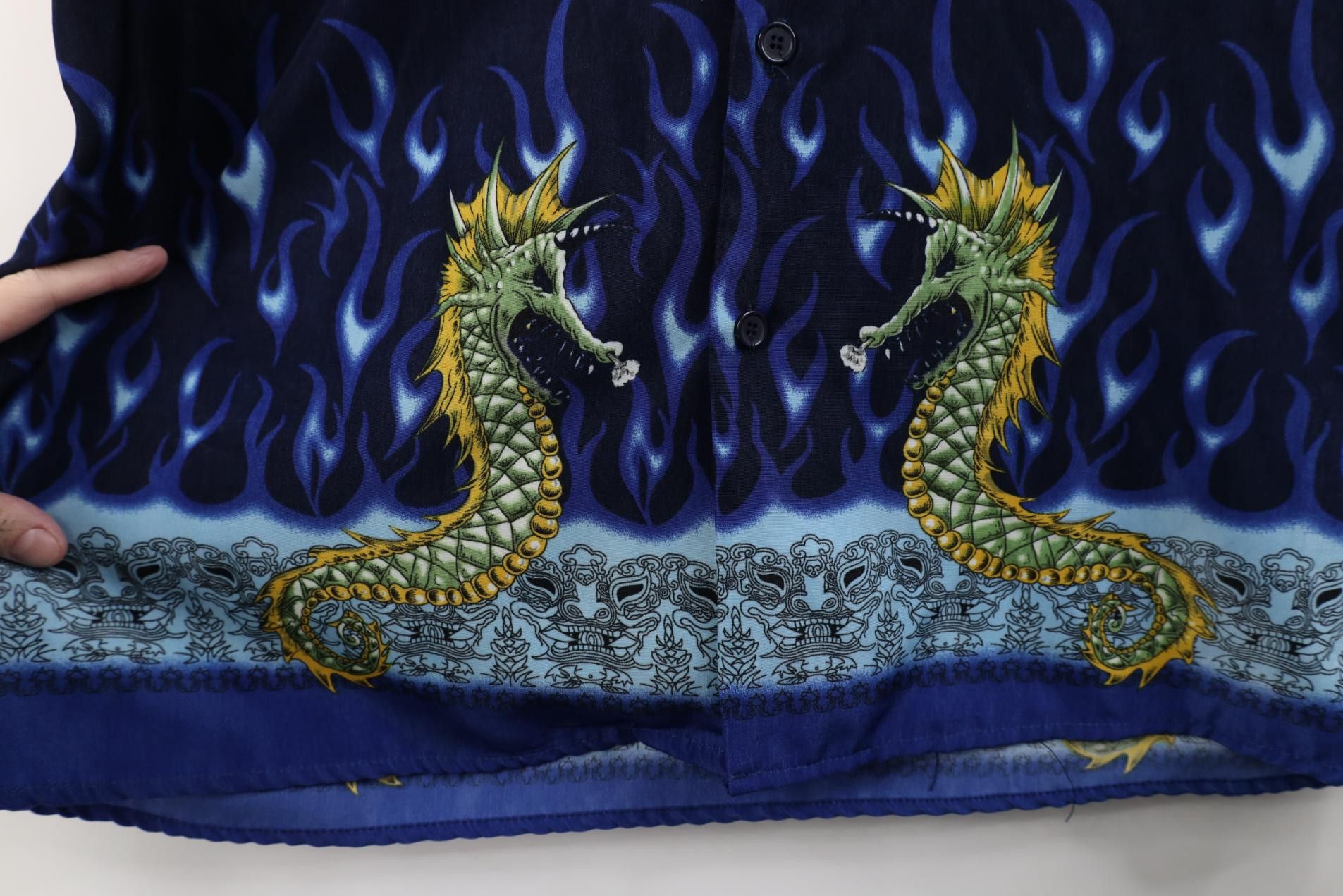 Vintage Vintage 90s Y2K Streetwear Dragon Fire Flames Button Shirt Size US L / EU 52-54 / 3 - 5 Thumbnail