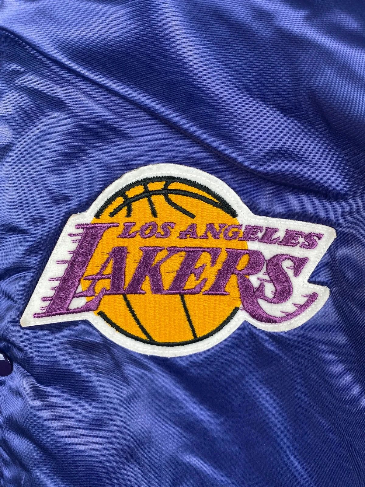 Chalk Line Vintage Los Angeles Lakers Chalk Line Bomber Jacket size XL Size US XL / EU 56 / 4 - 8 Thumbnail