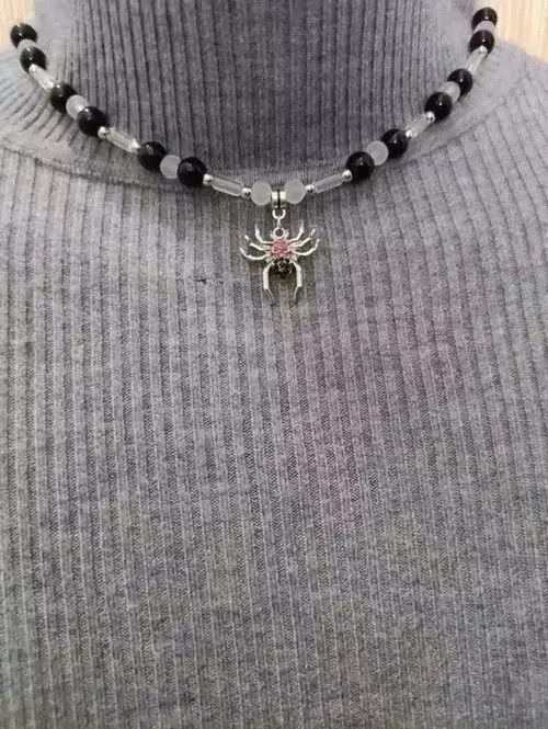 Jewelry Spider Vintage Necklace chain pendent Size ONE SIZE - 4 Thumbnail