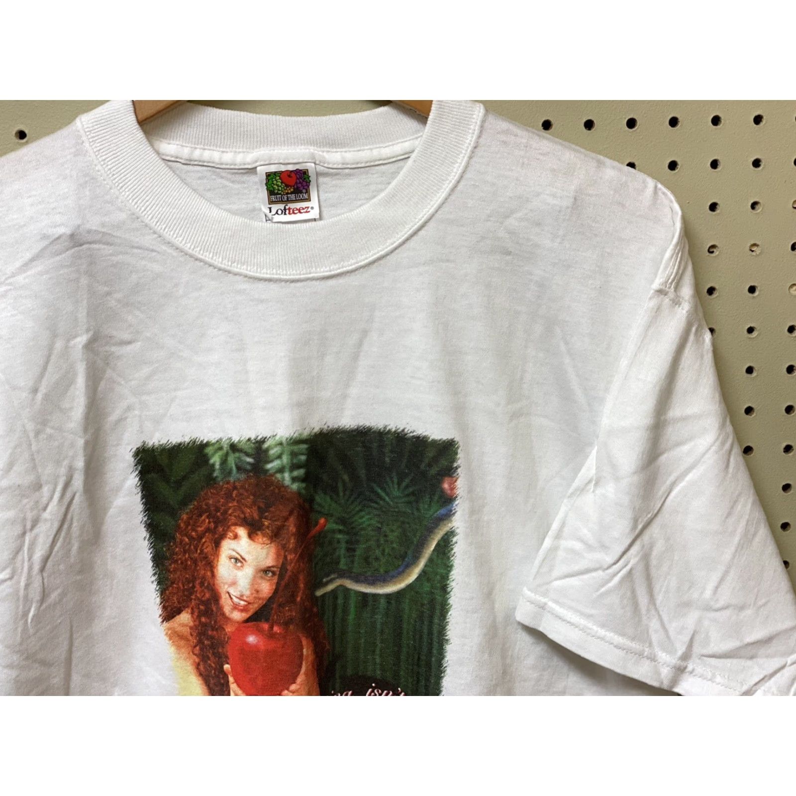Vintage VINTAGE New Mens XL T-Shirt Tempting isnt it? Booze Cherry Vodka? White Short Sleeve Woman? Size US XL / EU 56 / 4 - 3 Thumbnail