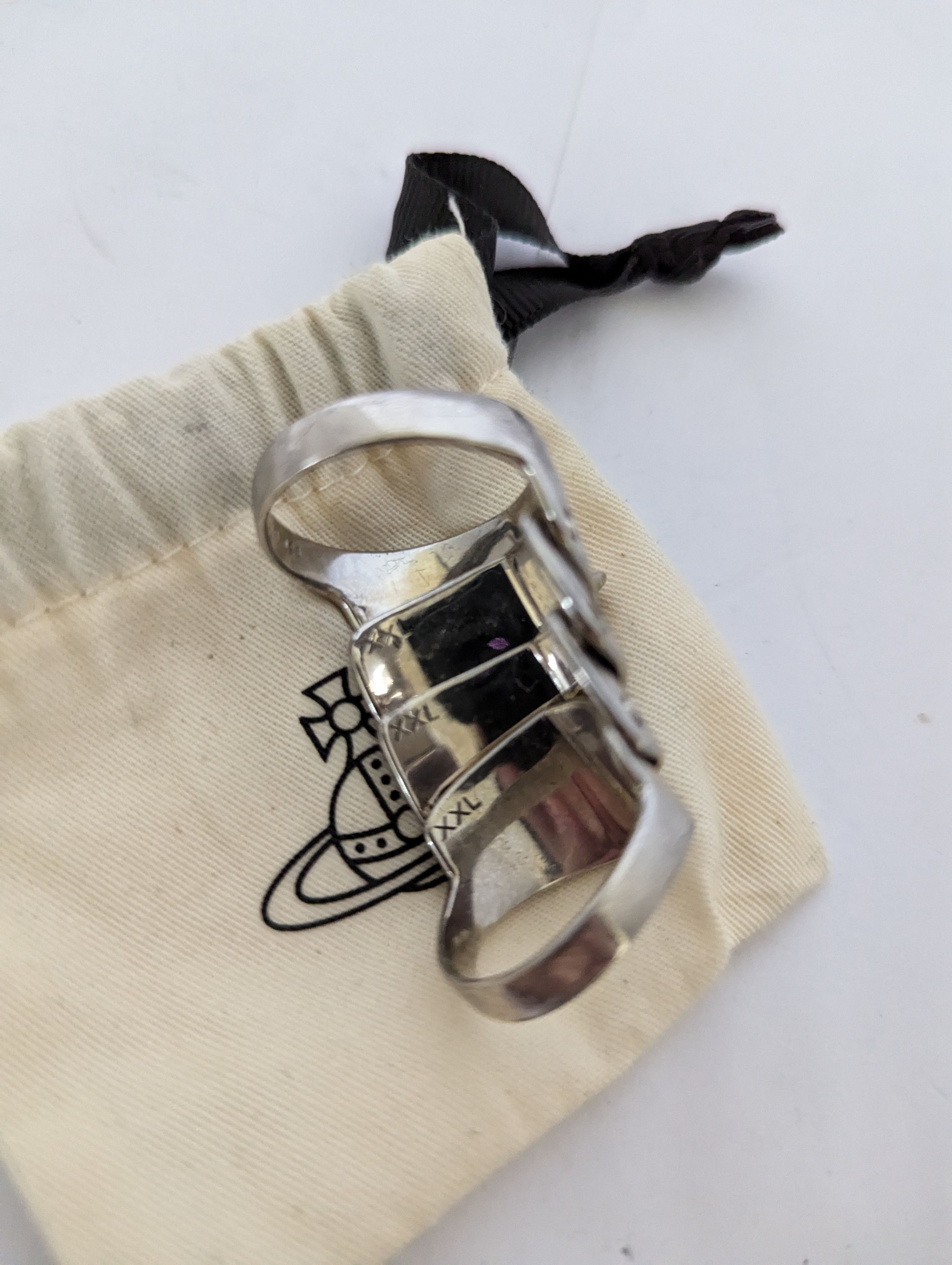 VIVIENNE WESTWOOD ARMOR RING