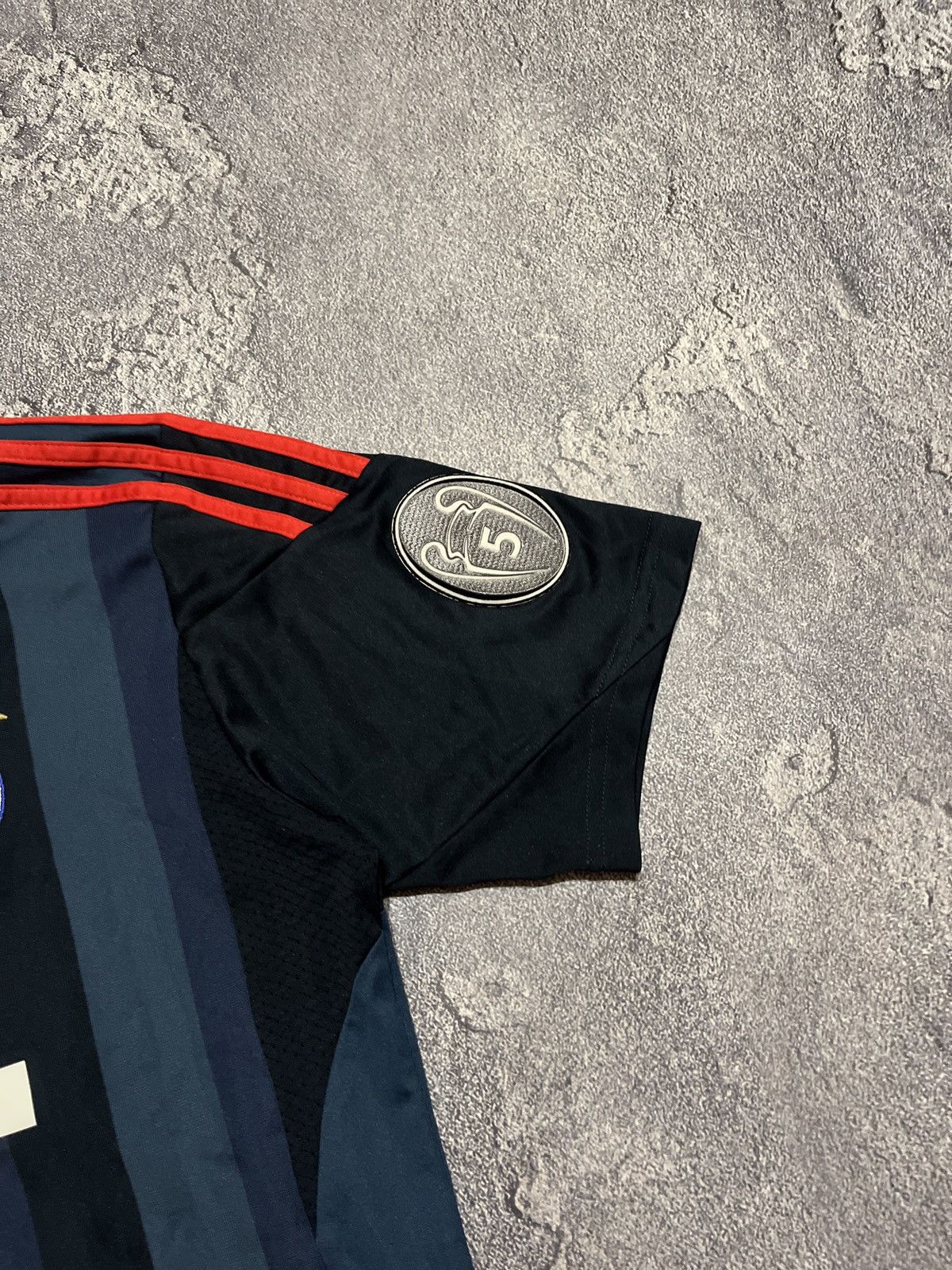 Adidas Adidas FC Bayern Munchen fifa 2013 Muller vintage jersey Size US M / EU 48-50 / 2 - 5 Thumbnail