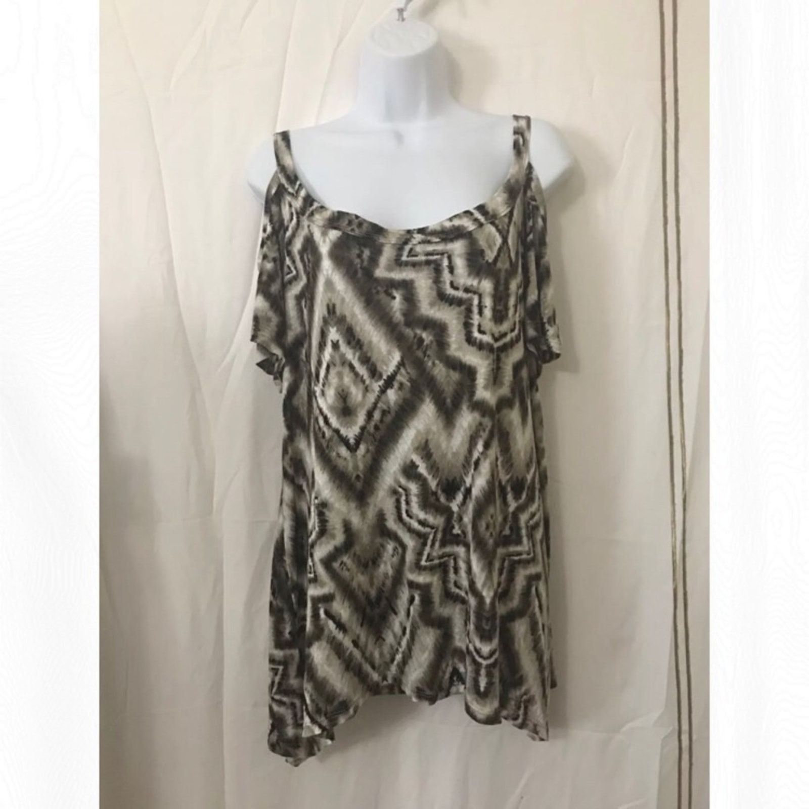 Other NWT CATO Multicolor Ripped Shoulder Blouse Top Size L / US 10 / IT 46 - 1 Thumbnail