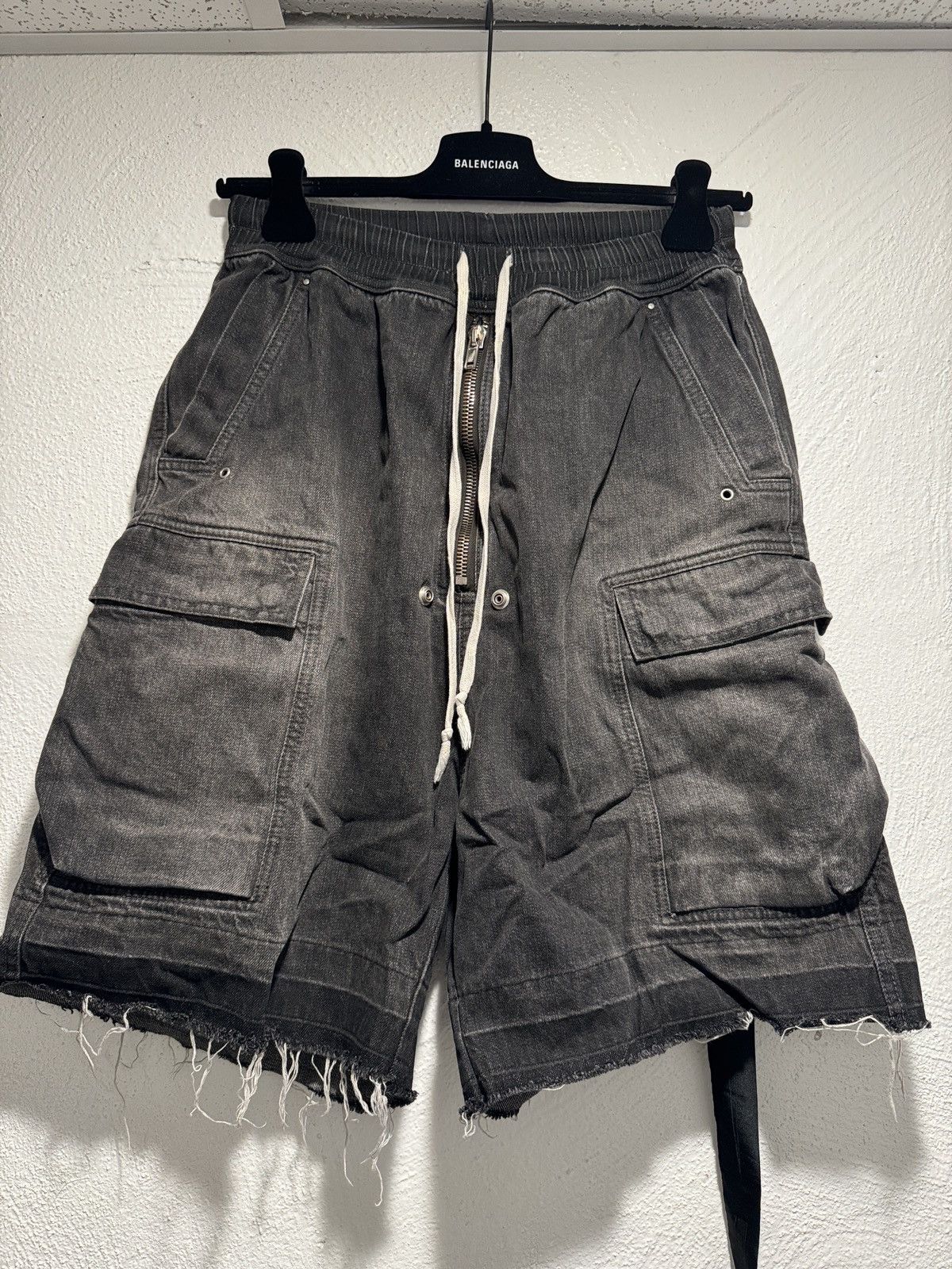 Rick Owens Cargobela Denim Shorts Dark Dust Size US 34 / EU 50 - 1 Thumbnail