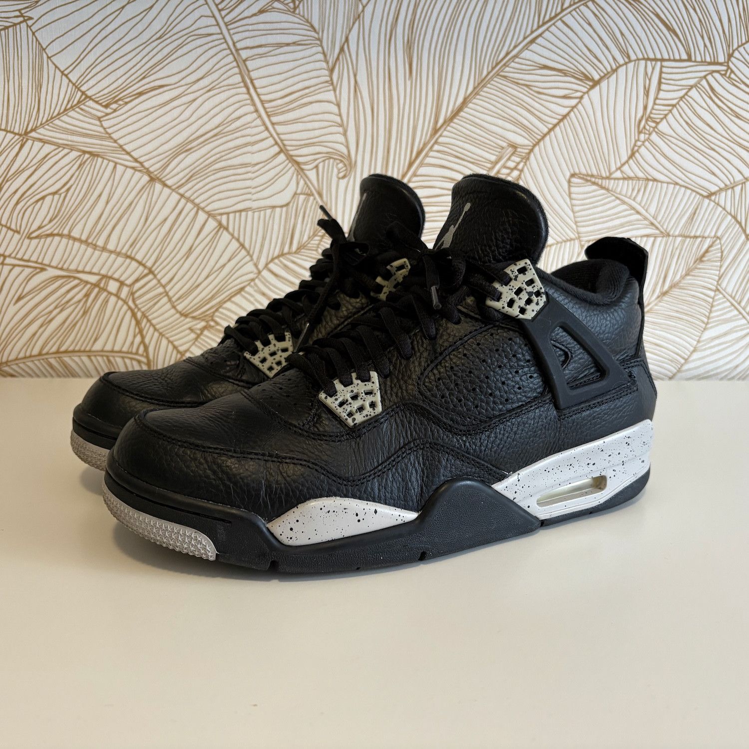 Jordan Brand Jordan 4 Retro Oreo Size US 9.5 / EU 42-43 - 1 Thumbnail