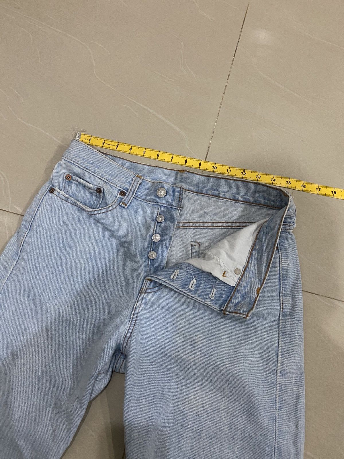 Levi's Vintage Distressing Levis Ladies Jens Size 31" - 6 Thumbnail