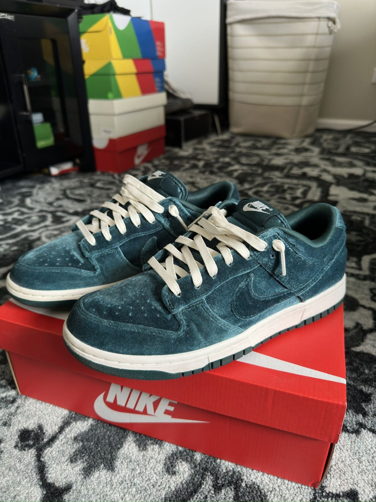 image of W Nike Dunk Low (Mens 9.5) Shoes in Green, Men's