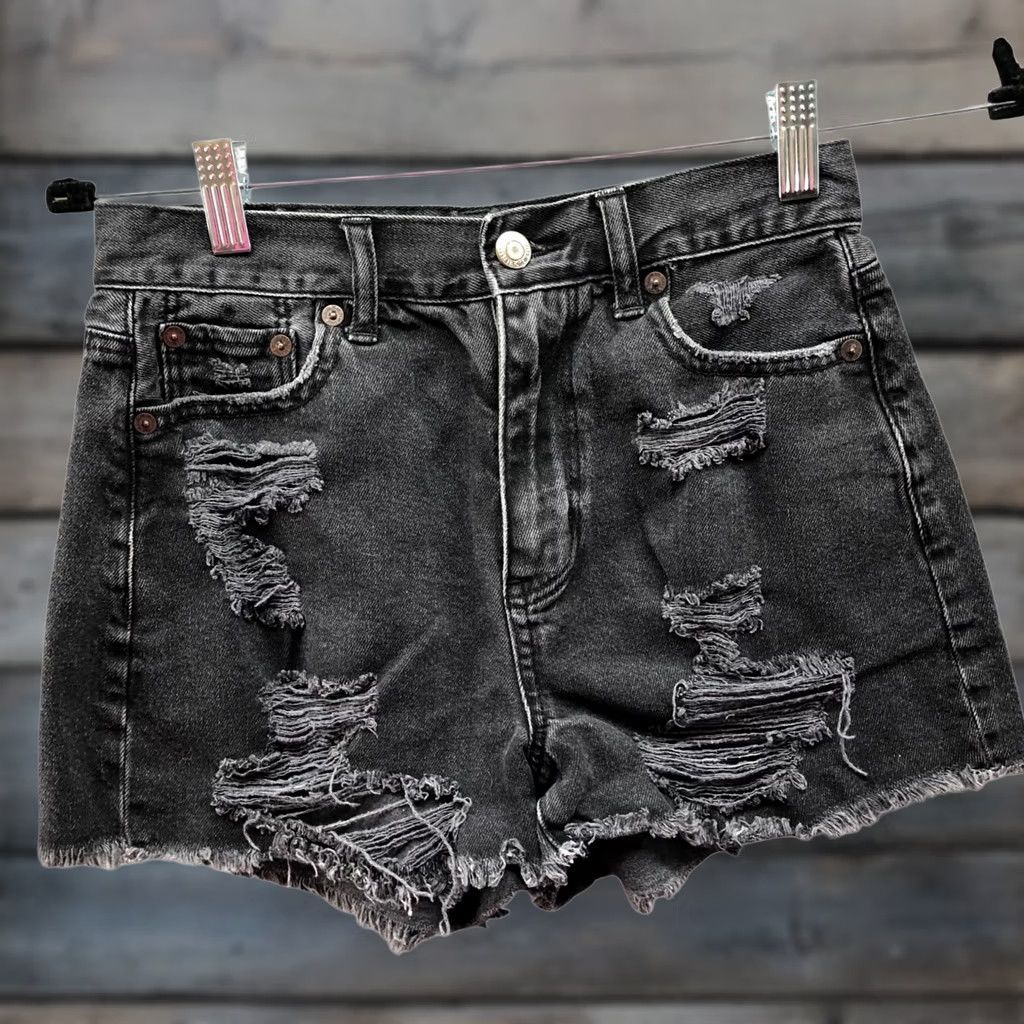 American Eagle Outfitters American Eagle Mom Short Womens 00 Washed Black Distressed Denim Cutoff Size 24" / US 00 / IT 34 - 1 Thumbnail