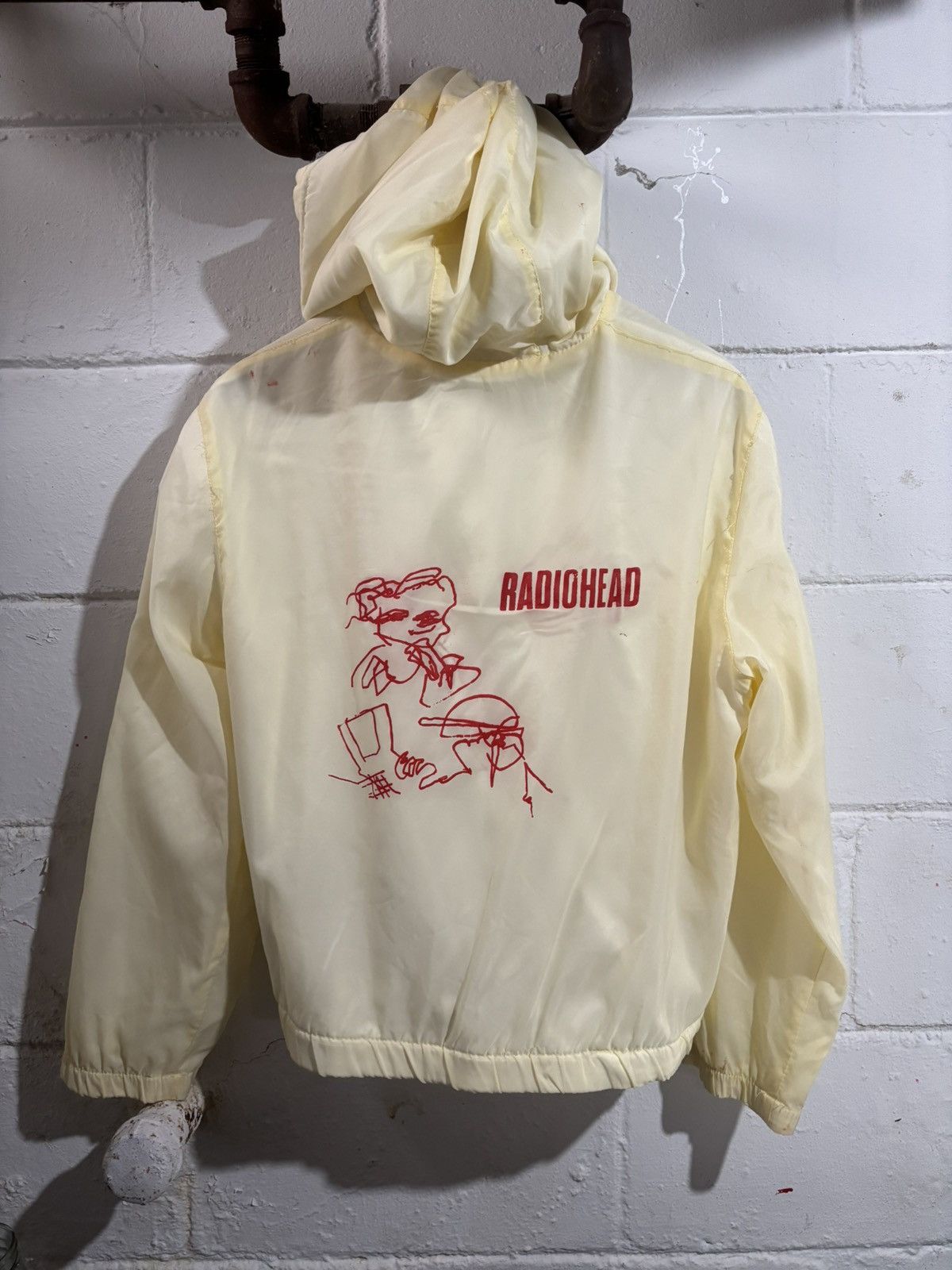 Band Tees Radiohead windbreaker. Size US L / EU 52-54 / 3 - 4 Thumbnail