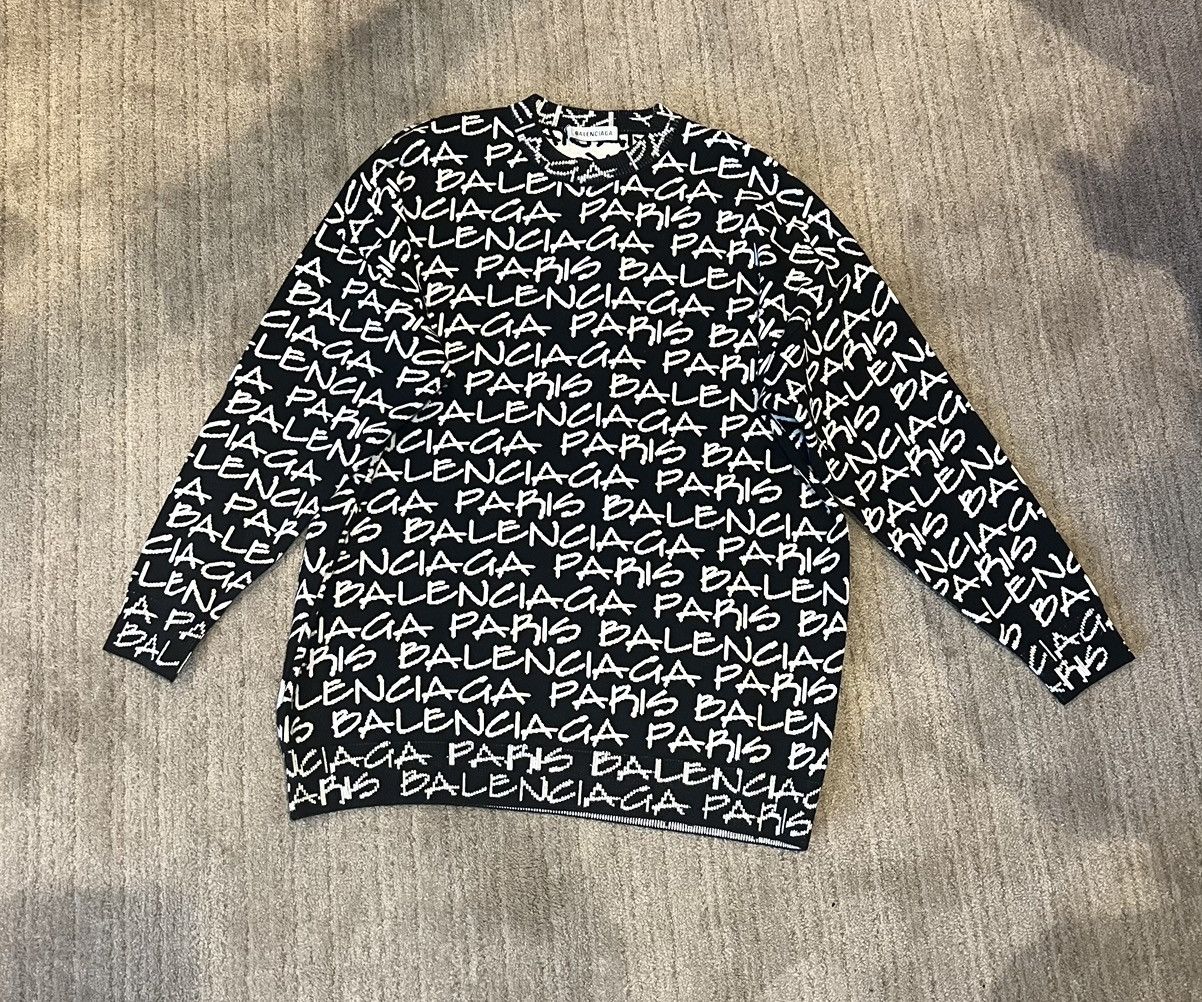 Balenciaga Balenciaga All Over Logo Crewneck Sweater Size US XS / EU 42 / 0 - 1 Thumbnail