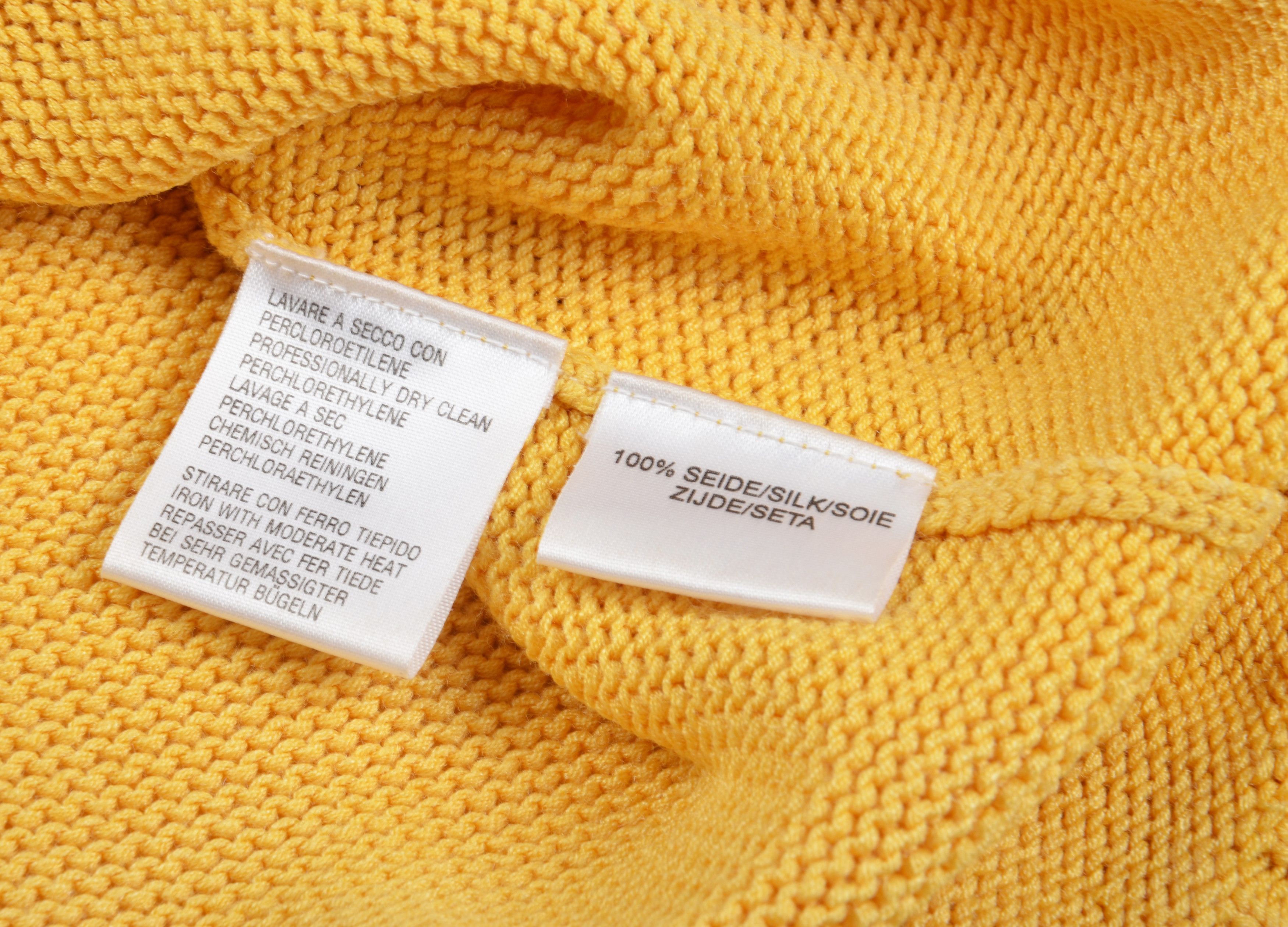 Gianfranco Ferre Gianfranco Ferre Studio Vintage 90's Silk Knitted Jumper Size L / US 10 / IT 46 - 9 Thumbnail