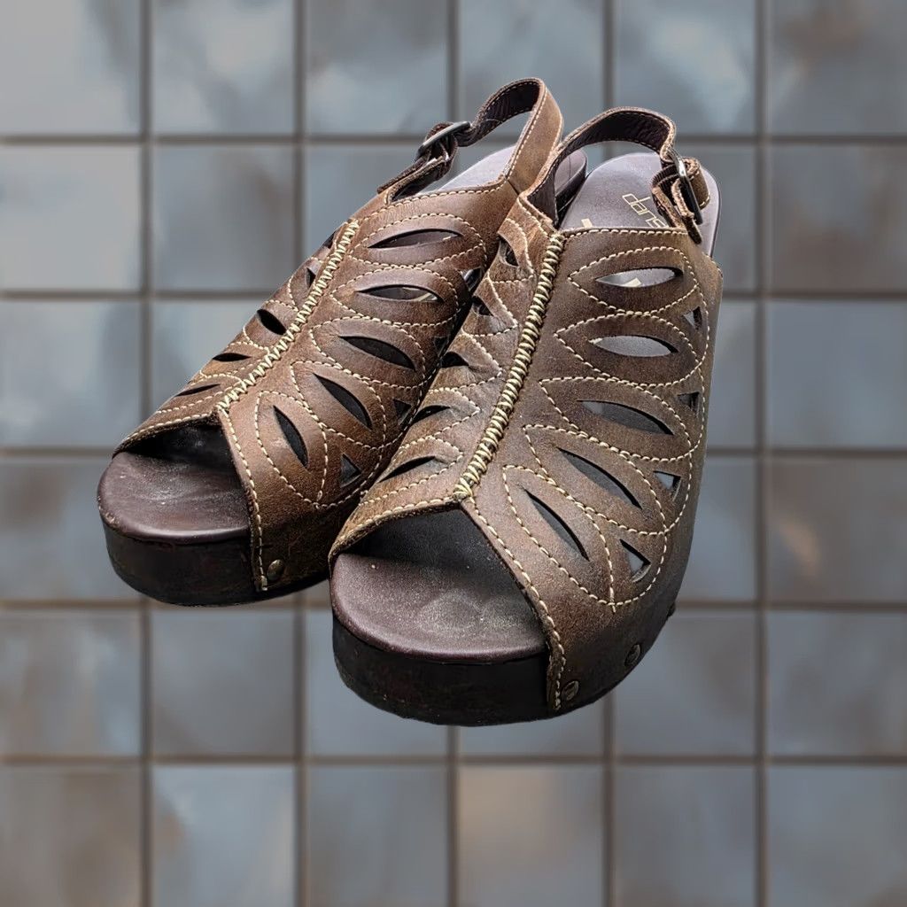Dansko VINTAGE Dansko Women's Sissy Brown Leather Cut Out Platform Clog Sandals Size 38 Studded Size US 8 / IT 38 - 1 Thumbnail