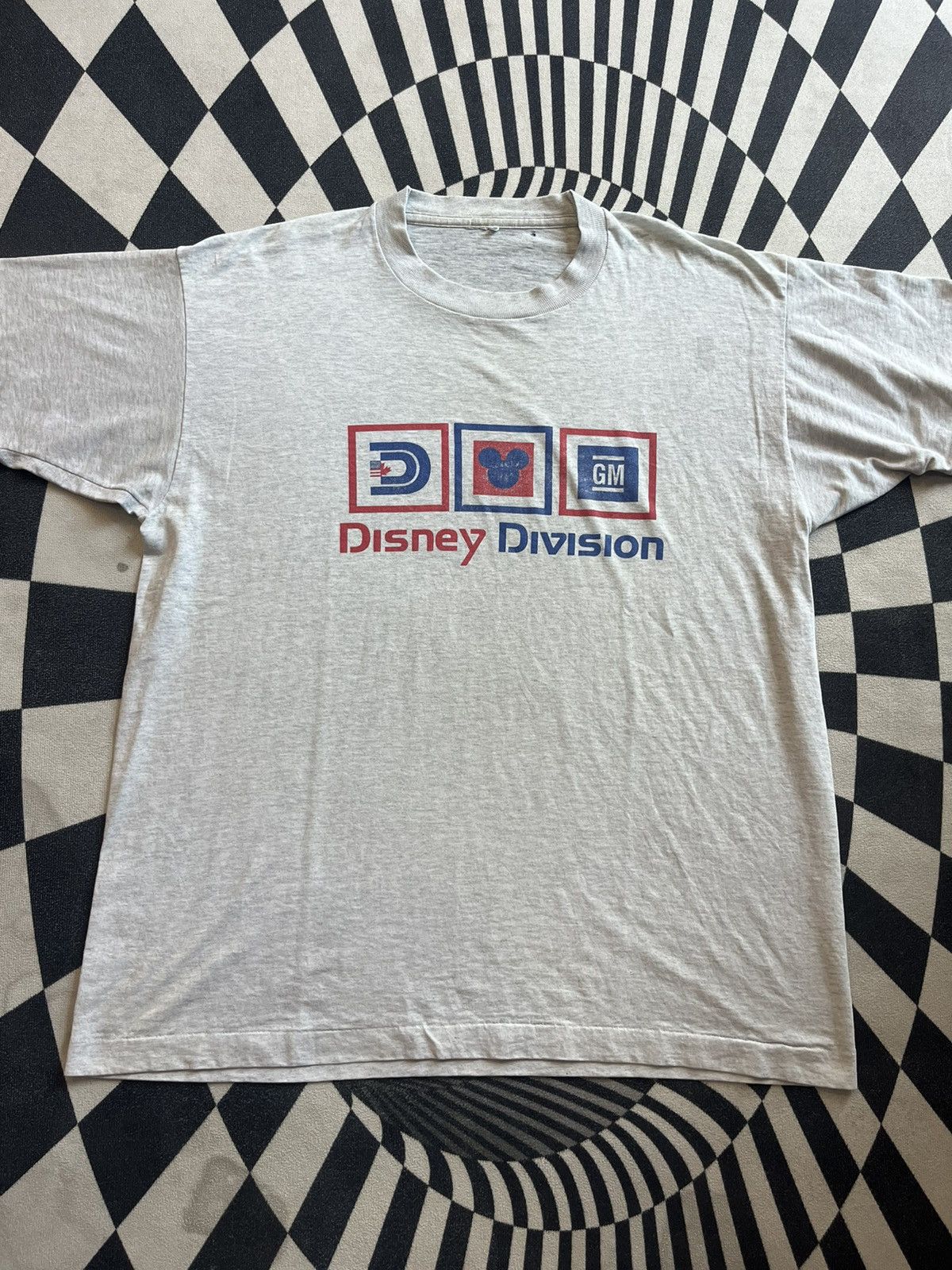 Disney Vtg 90s Disney Division Mickey Mouse GM General Tshirt Size US XL / EU 56 / 4 - 3 Thumbnail