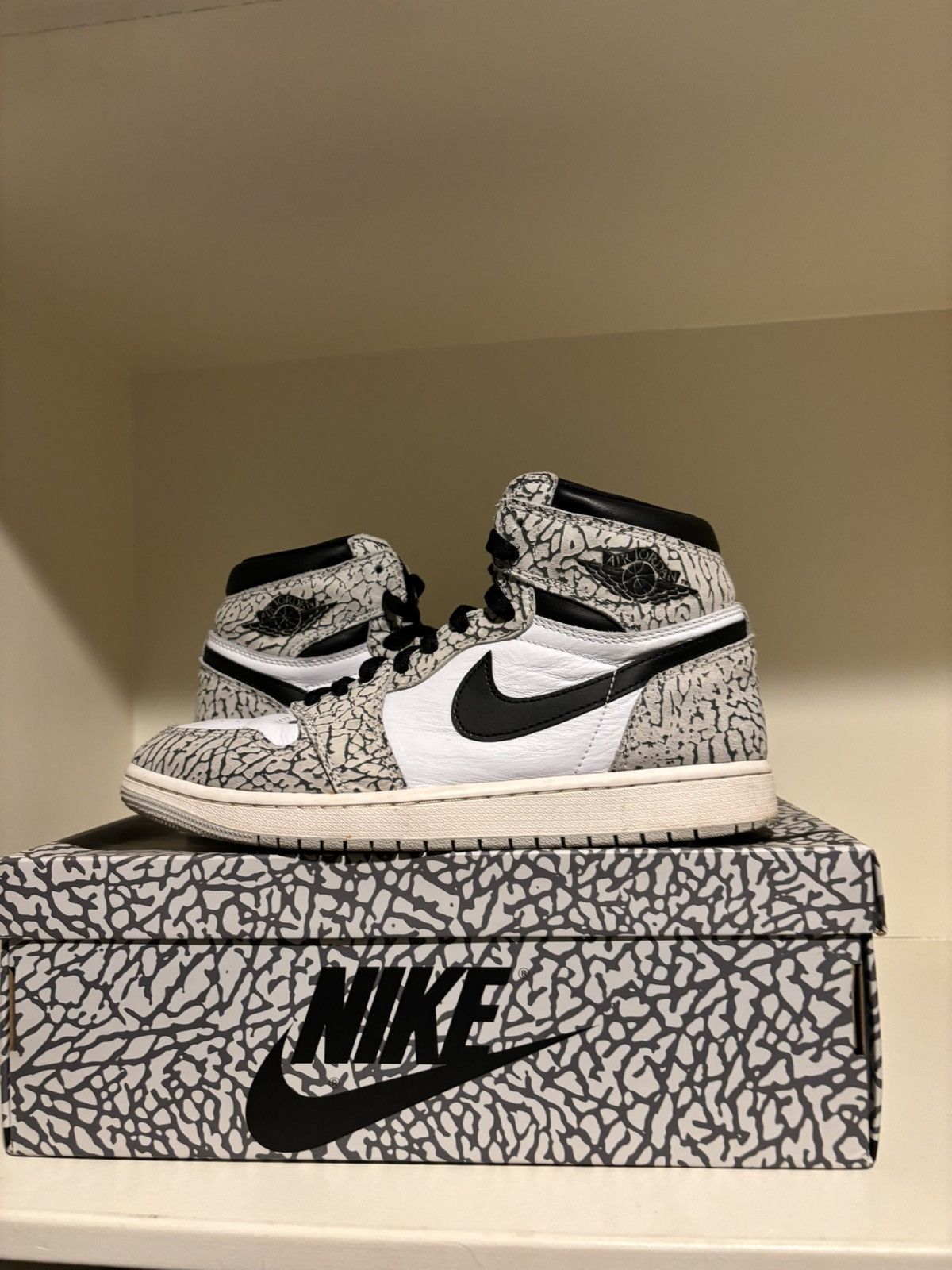 Jordan Brand Jordan 1 cement high og size 9.5 Size US 9.5 / EU 42-43 - 2 Thumbnail