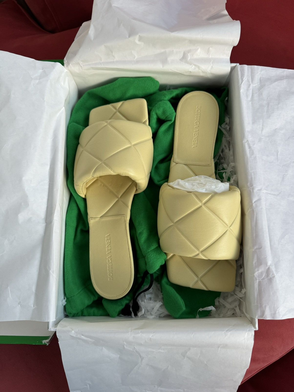 Bottega Veneta Bottega veneta padded slides, leather, light yellow, 38.5 It Size US 8.5 / IT 38.5 - 1 Thumbnail