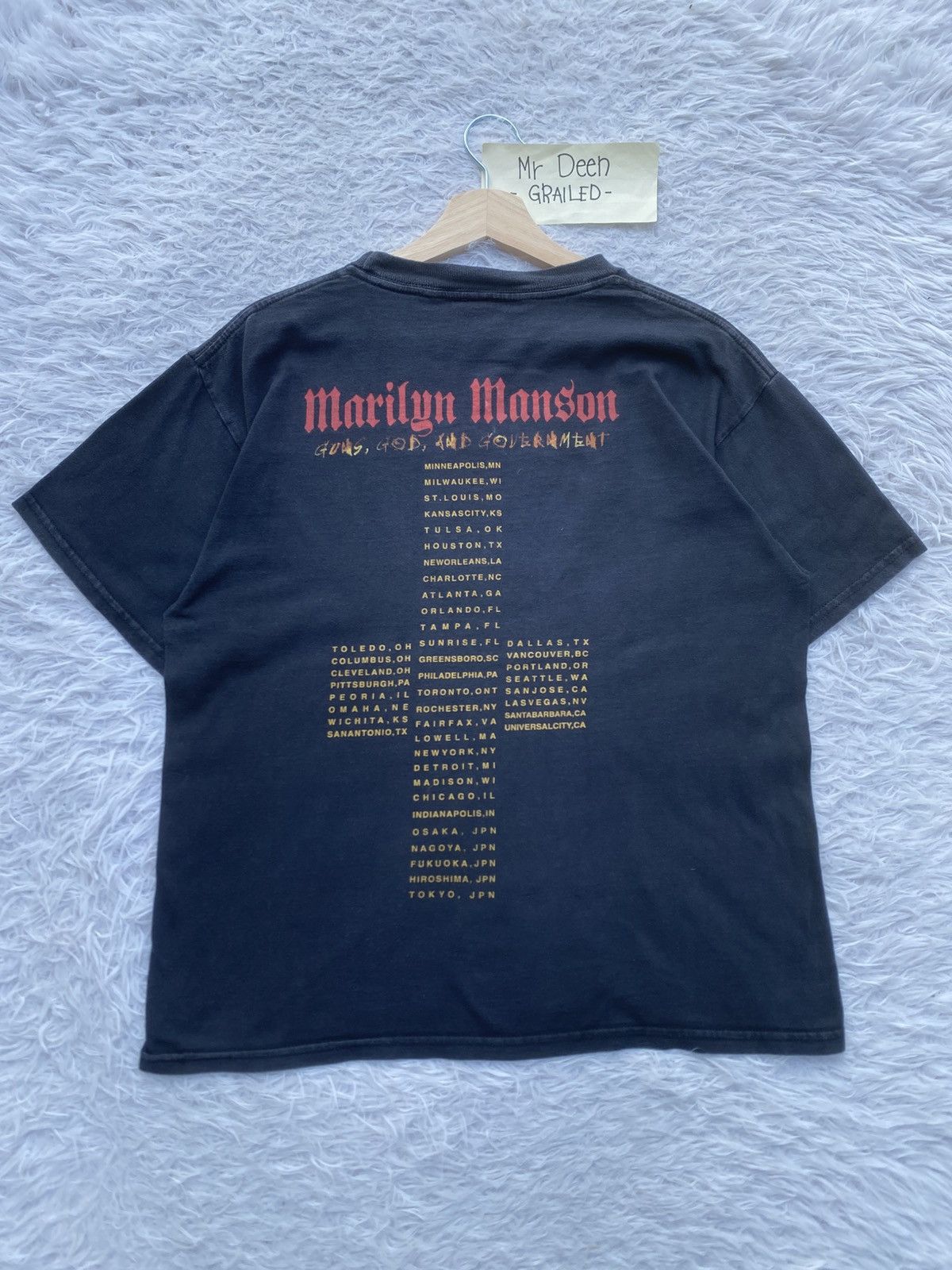 Band Tees Vtg Marylin Manson Guns, God and Government (Holy Wood Era) Size US M / EU 48-50 / 2 - 16 Thumbnail