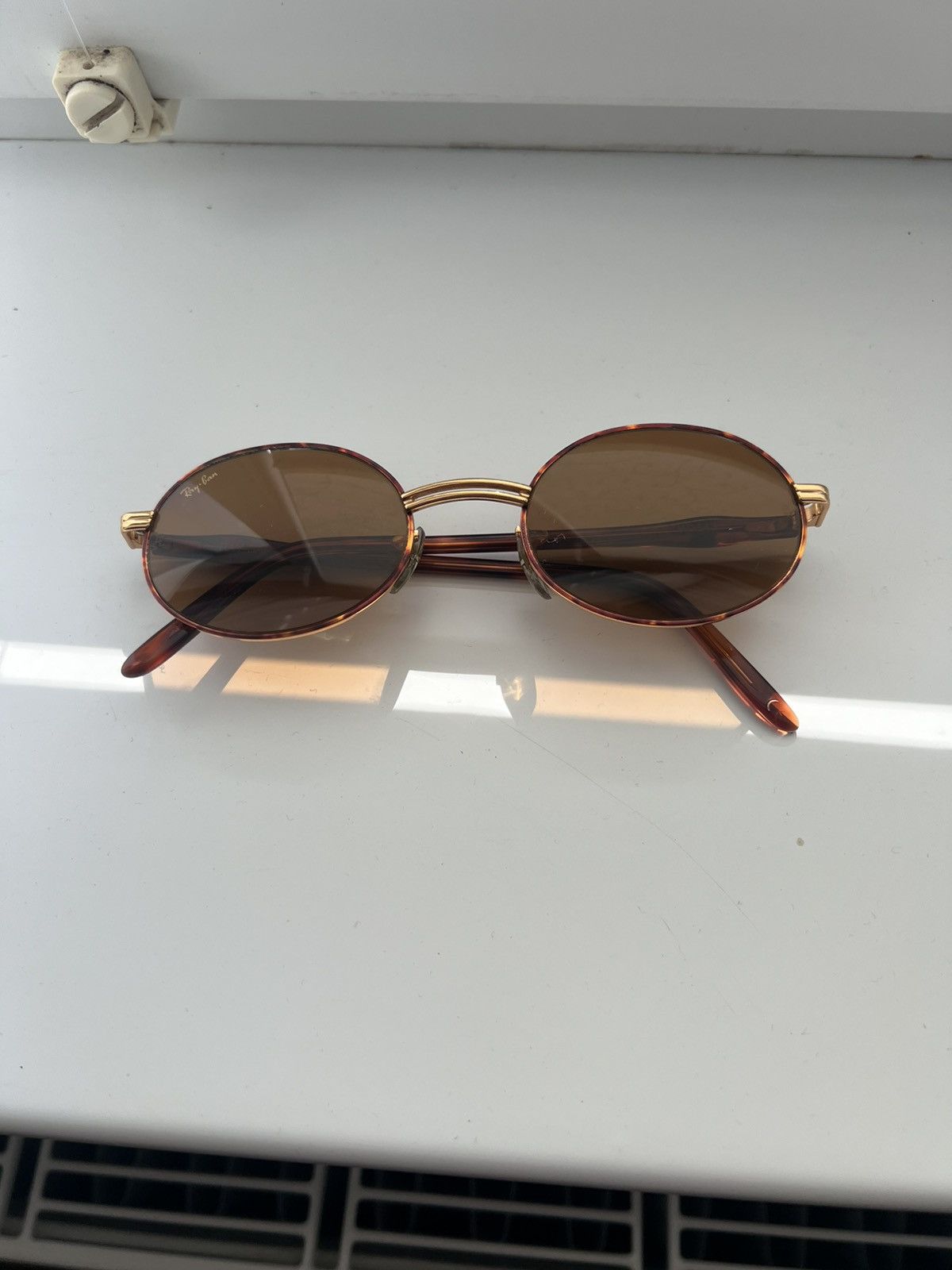 RayBan Ray-Ban Brown Sunglasses W2543 Logo Tortoise Shell Frame. Size ONE SIZE - 1 Thumbnail