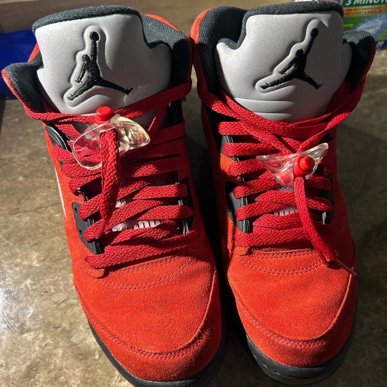 Jordan Brand Raging Bull 5’s Size US 7 / EU 40 - 1 Thumbnail
