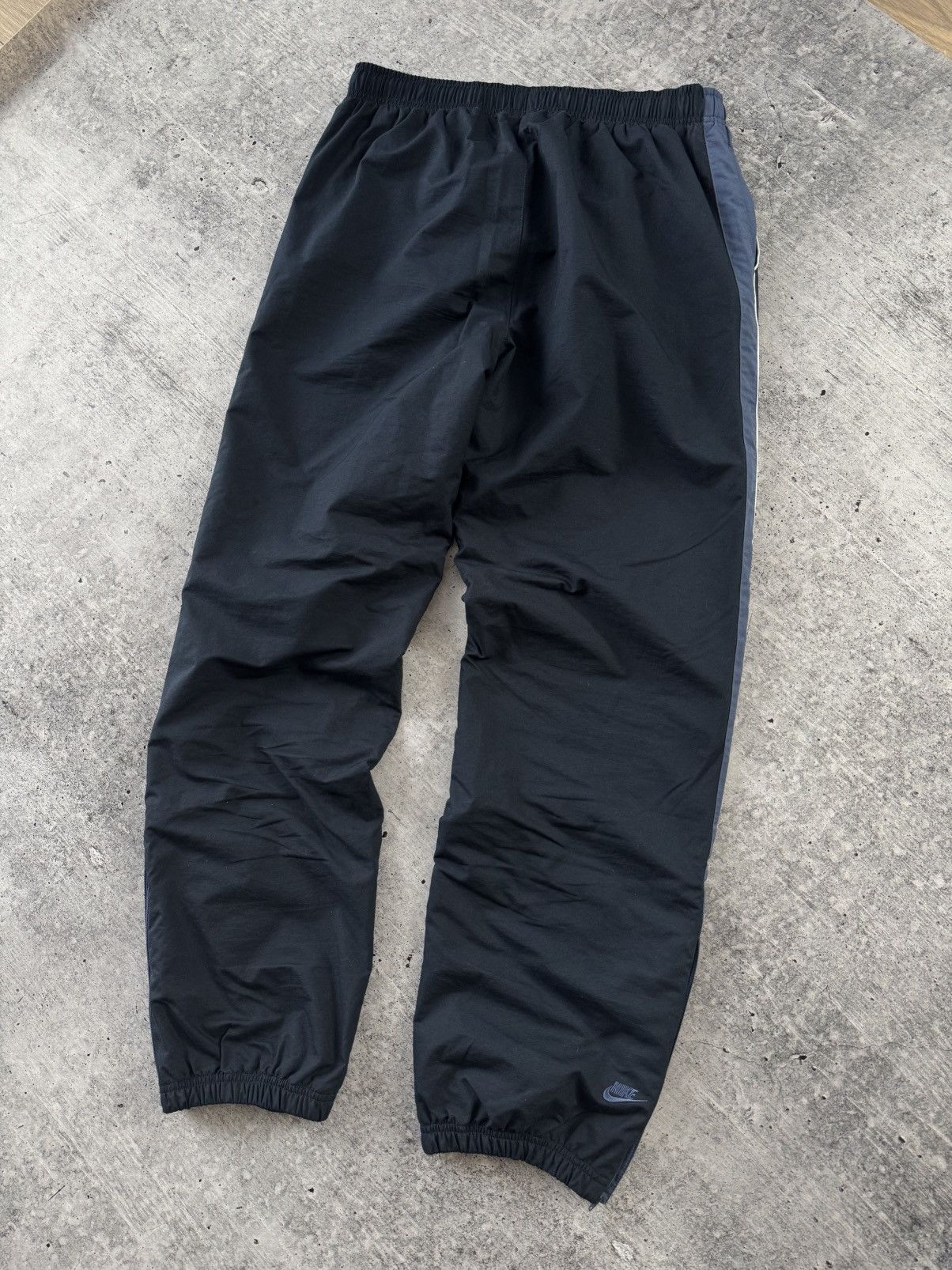 Nike Vintage Track Pants Y2K Joggers 90s Sweatpants Size L
