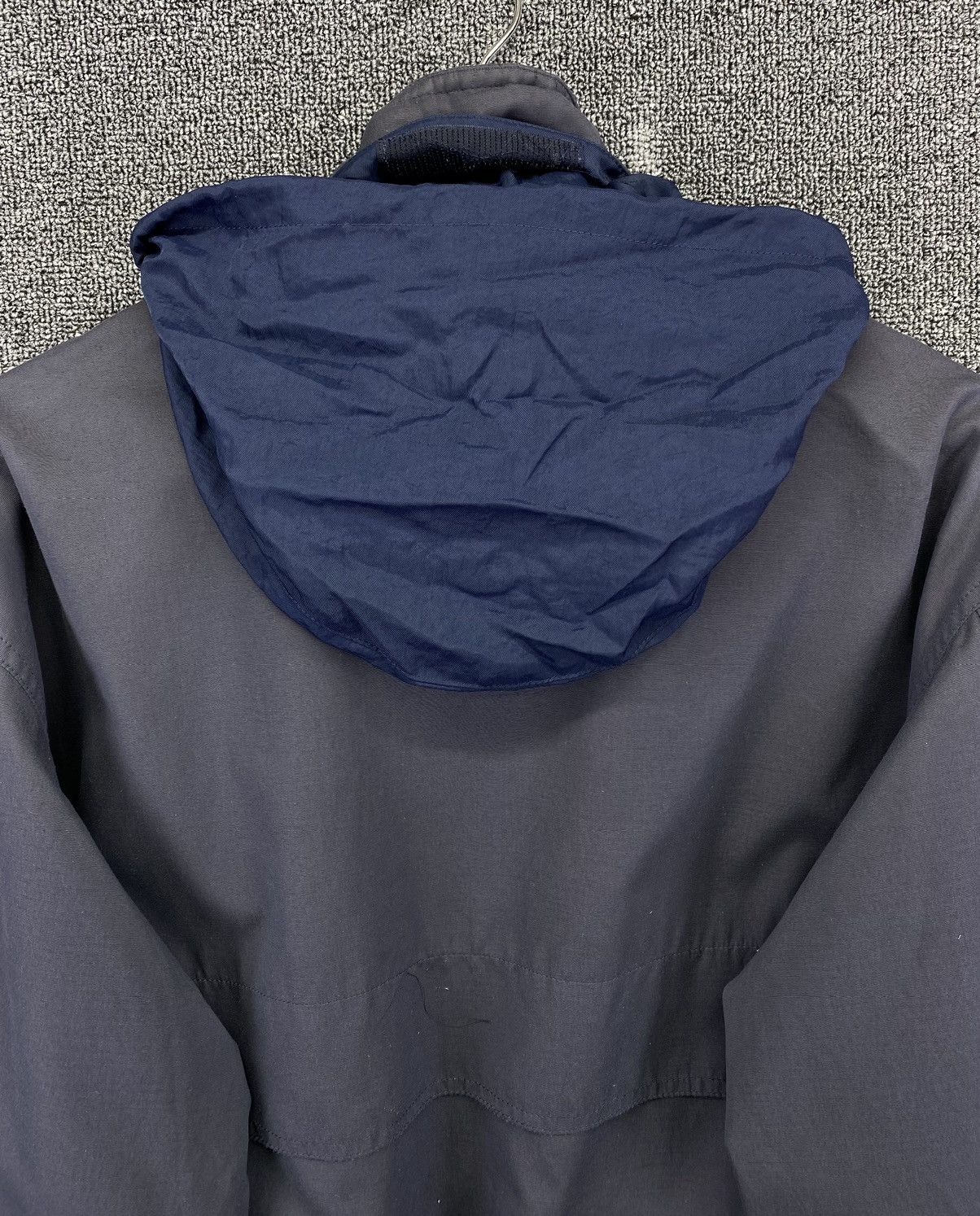 Burberry Vintage Burberry Sports Hidden Hooded Zip Up Jacket Size US M / EU 48-50 / 2 - 11 Thumbnail