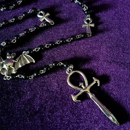 VIBE Vampire Necklace Size ONE SIZE - 7 Thumbnail