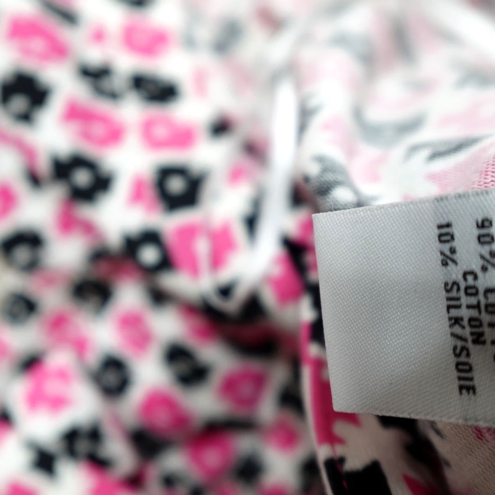Diane von Furstenberg Diane von Furstenberg Dress Wrap Jersey Pink White Cotton Silk 6 Knee Length V-Neck Long Sleeve Geometric Pattern Womens Girls Mens 2020s? Size M / US 6-8 / IT 42-44 - 5 Thumbnail