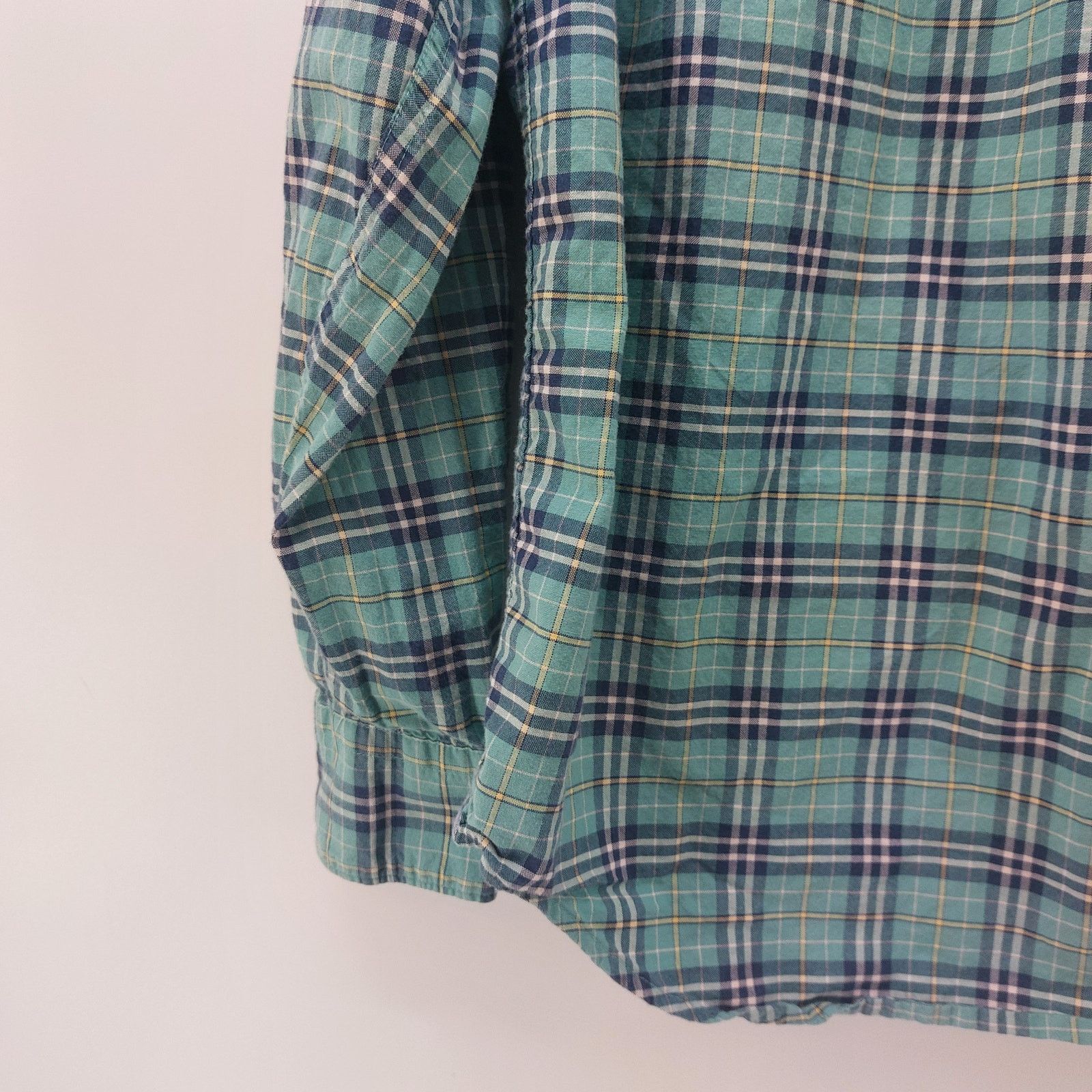 Izod Izod Saltwater Men's Relaxed Classic Plaid Button down S Size US S / EU 44-46 / 1 - 9 Thumbnail