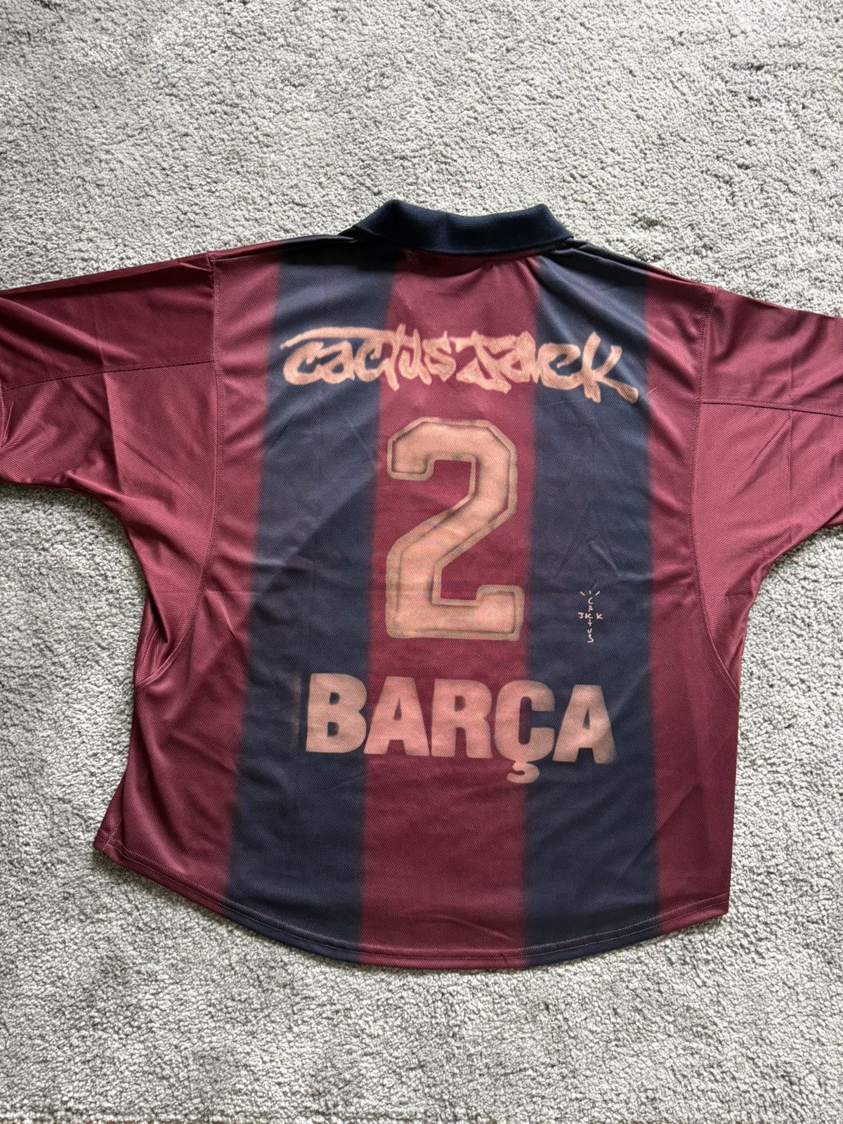 Nike × Travis Scott CJ X NIKE X FC BARCELONA RETRO 2000/01 HOME SKELETON JERSEY Size US L / EU 52-54 / 3 - 2 Thumbnail