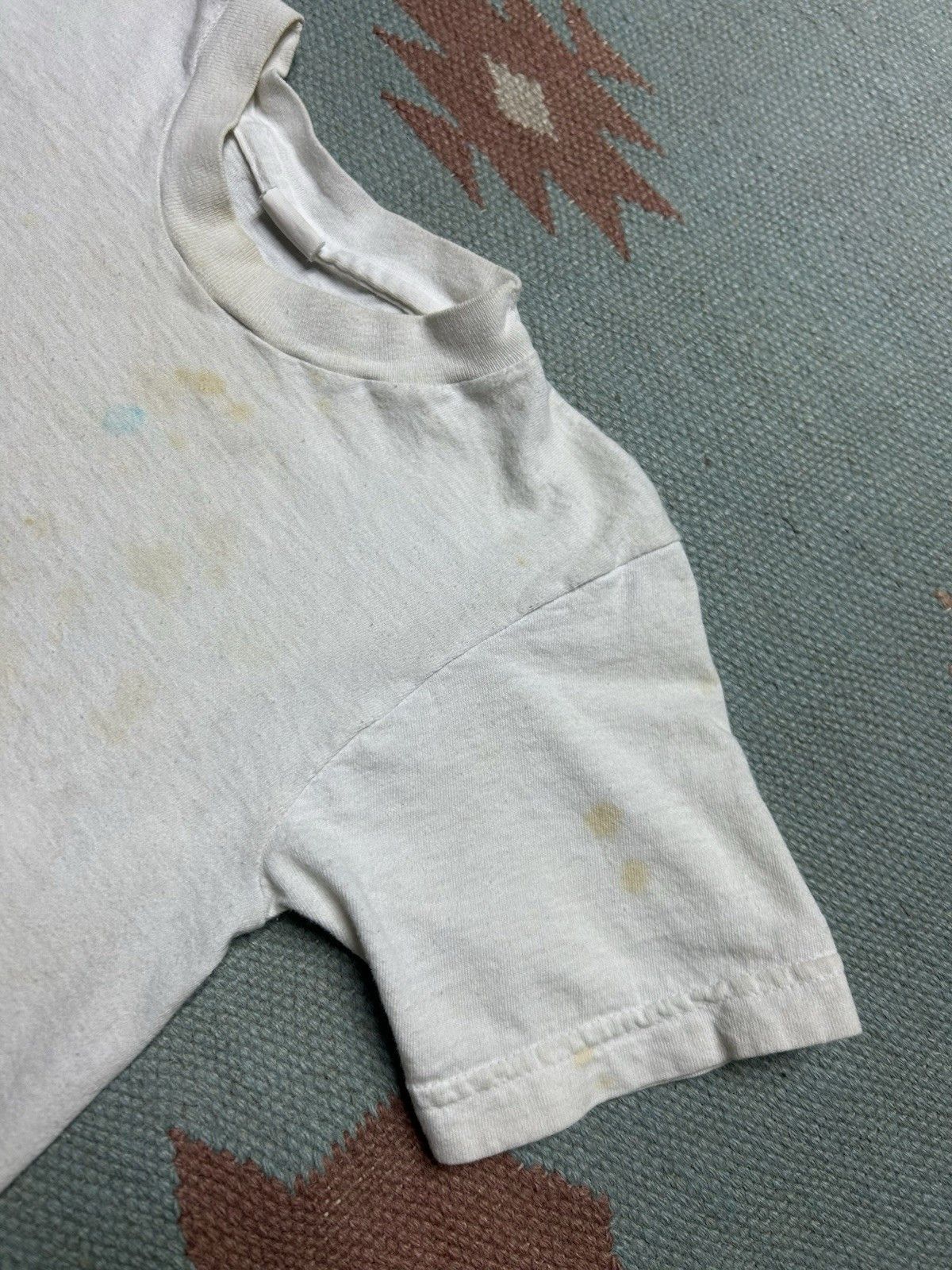 Vintage Vtg blank white t shirt fruit loom distress kids M baby tee Size XS / US 0-2 / IT 36-38 - 5 Thumbnail