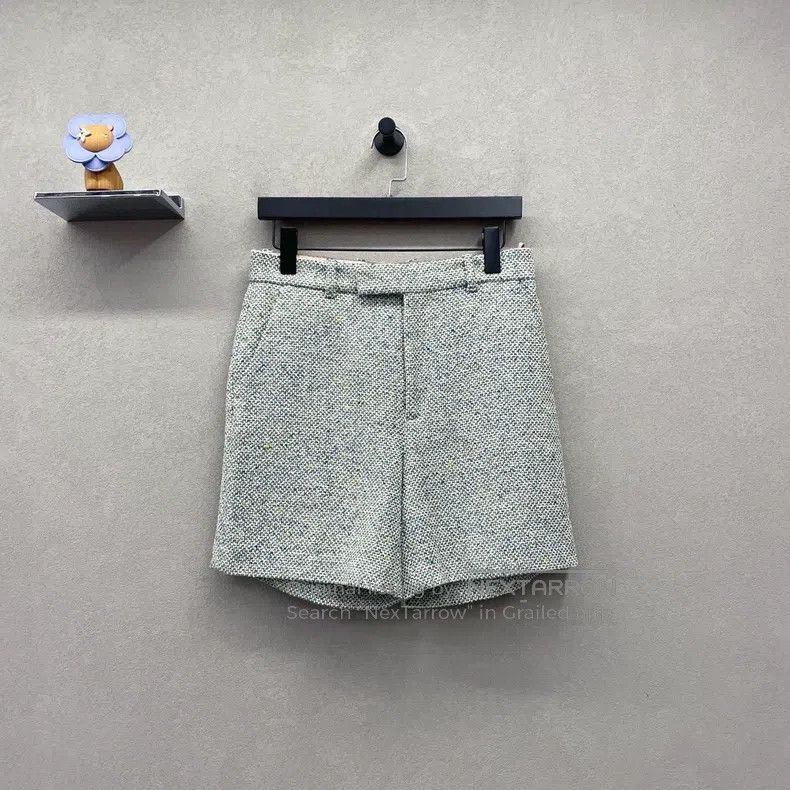 Gucci Gucci Shorts with zippered side pockets Size 26" / US 2 / IT 38 - 1 Thumbnail