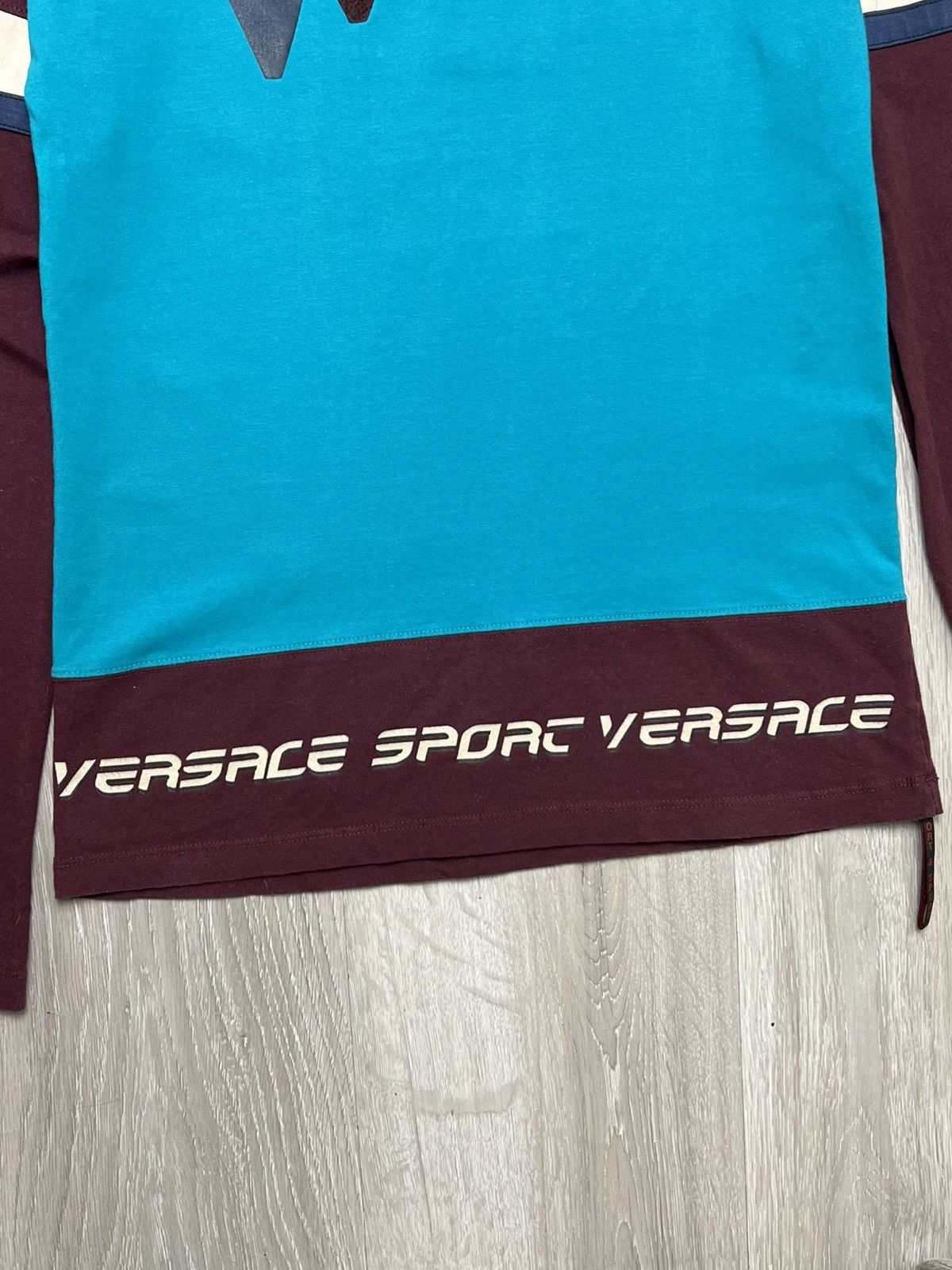 Versace Vintage Versace Sport Big Logo Longsleeve Size S / US 4 / IT 40 - 4 Thumbnail