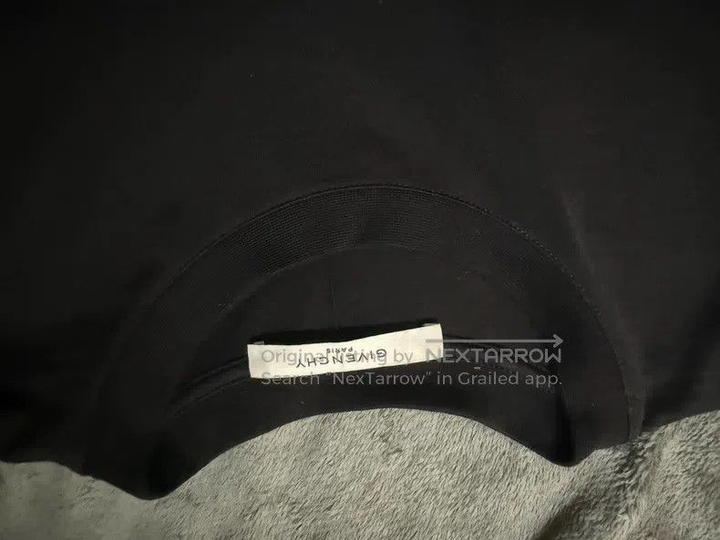 Givenchy Givenchy short sleeves Size US XS / EU 42 / 0 - 5 Thumbnail
