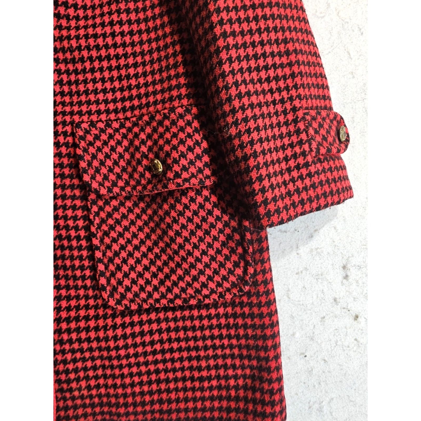 Vintage VINTAGE Penguin FASHION Wool Overcoat Black Red Check Womens Sz 12 Button-Up Coat 60s 1960s Wool Blend Regular Size L/XL Red Plaid Womens Size L / US 10 / IT 46 - 6 Thumbnail