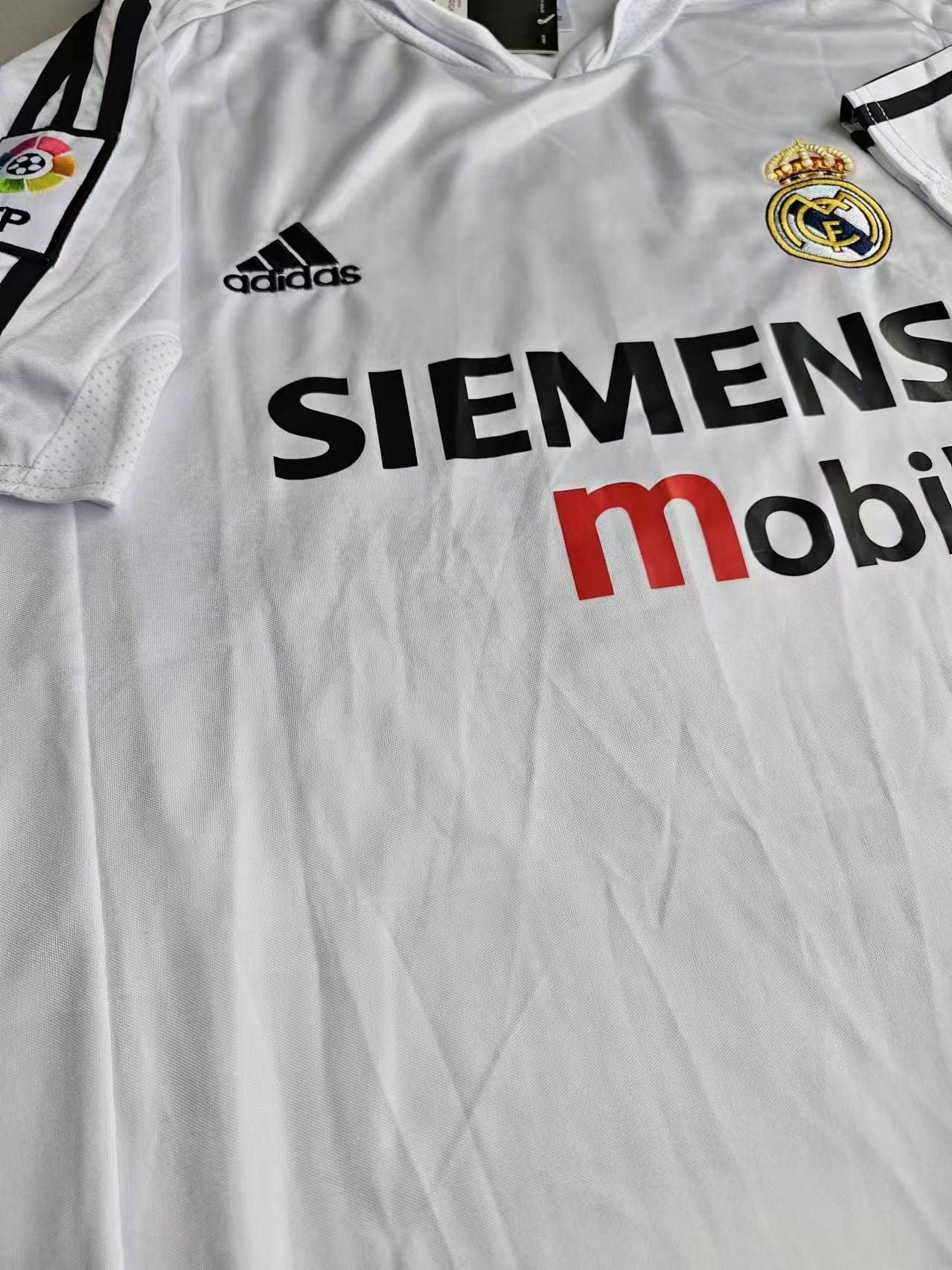 Other 2004 05 Real Madrid Zidane Jersey Home Size US XL / EU 56 / 4 - 3 Thumbnail