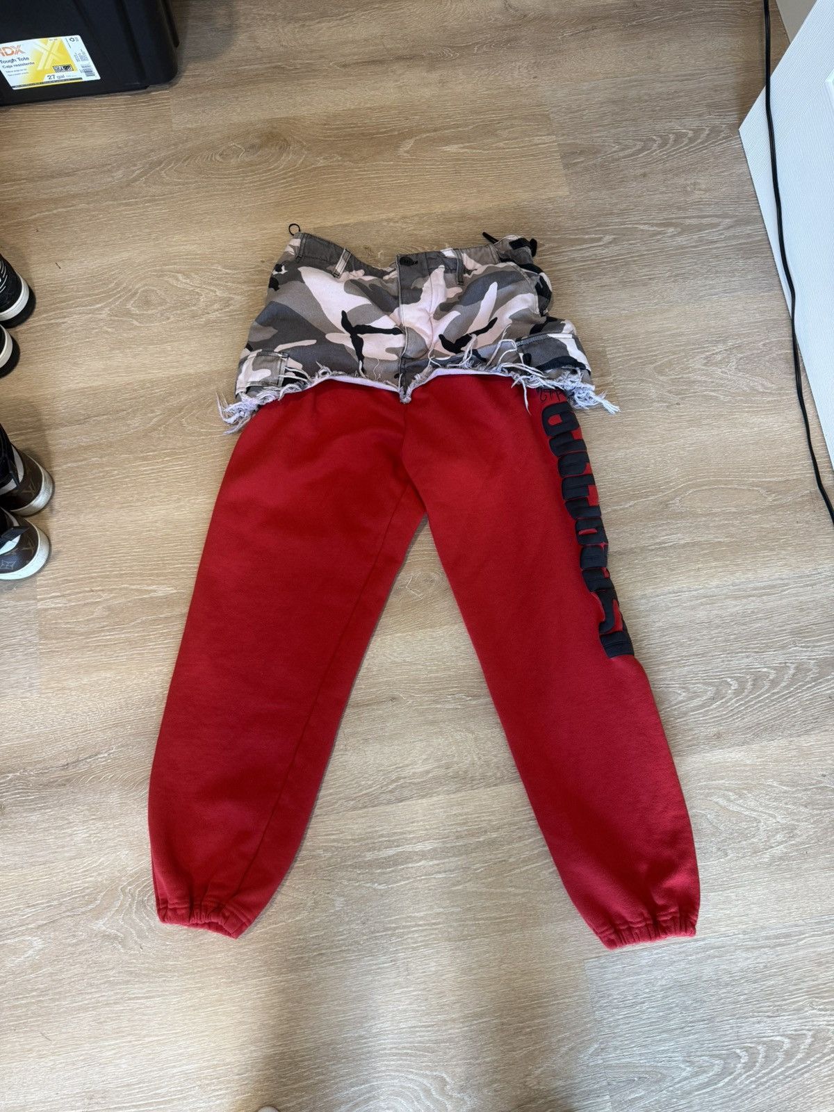 Vetements Vetements Cropped camo collage sweats Size US 31 - 2 Thumbnail